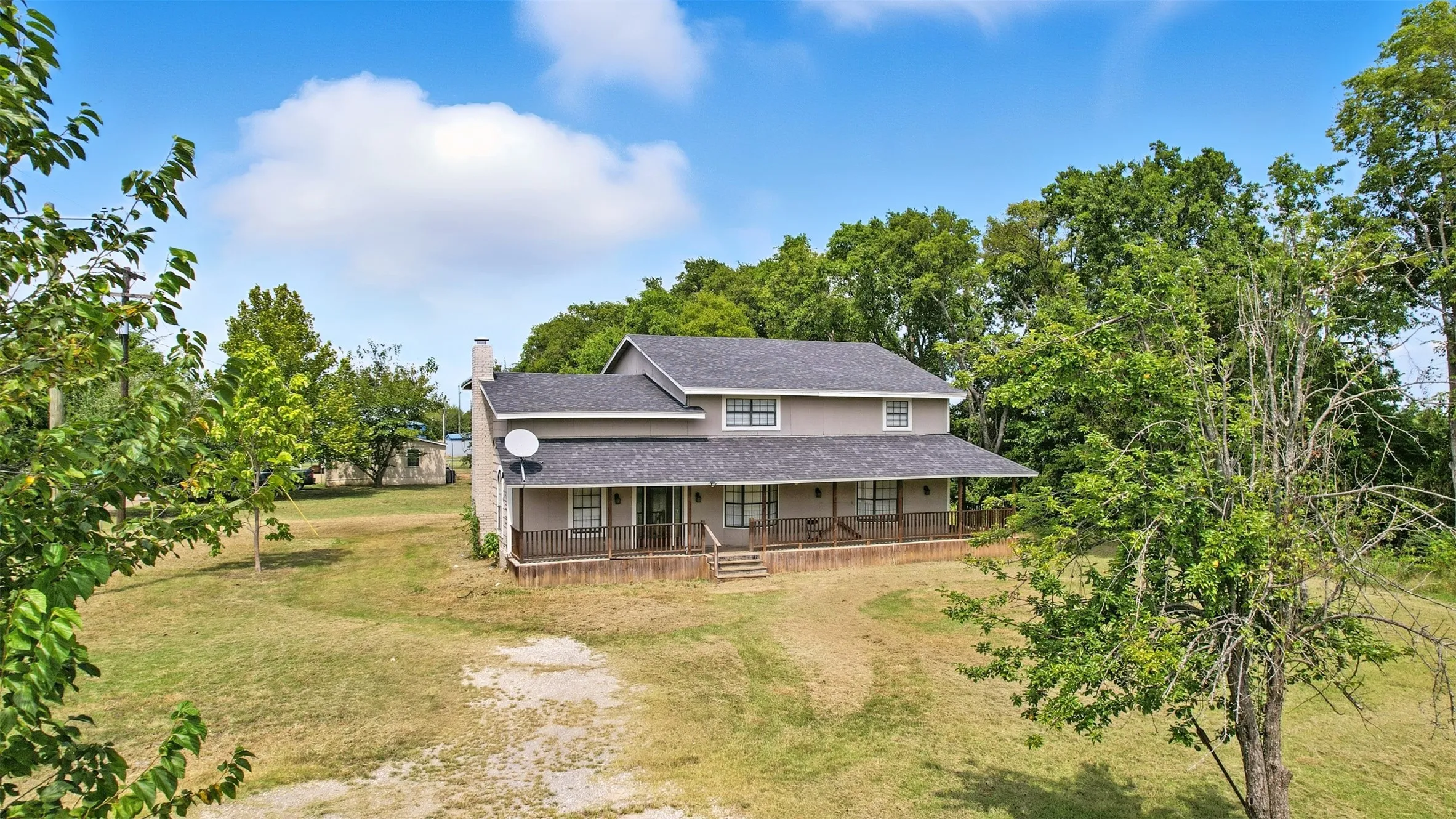 Single Family Residence For Sale in Fannin County , 608 White Oak, Dodd City, Texas 75438, 4 Bedroom, 3 Bathroom, Garage spaces, 2,938 Sqft, built in 1985, mls#21039432, Real Estate Agent in Dodd City, Homes For Sale in Fannin county, Homes For Sale in Dodd City, Realtor in Dodd City Texas, Real Estate Brokerage Independent Realty Texas, Luminita Cordes Realtor