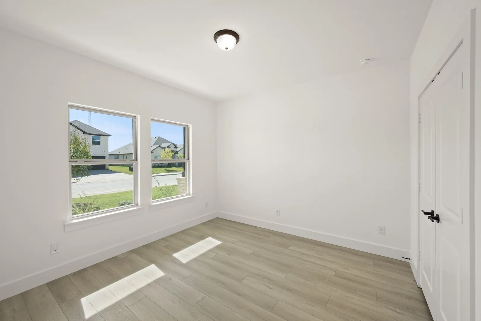 3549 Ironwood- Bedroom-1549