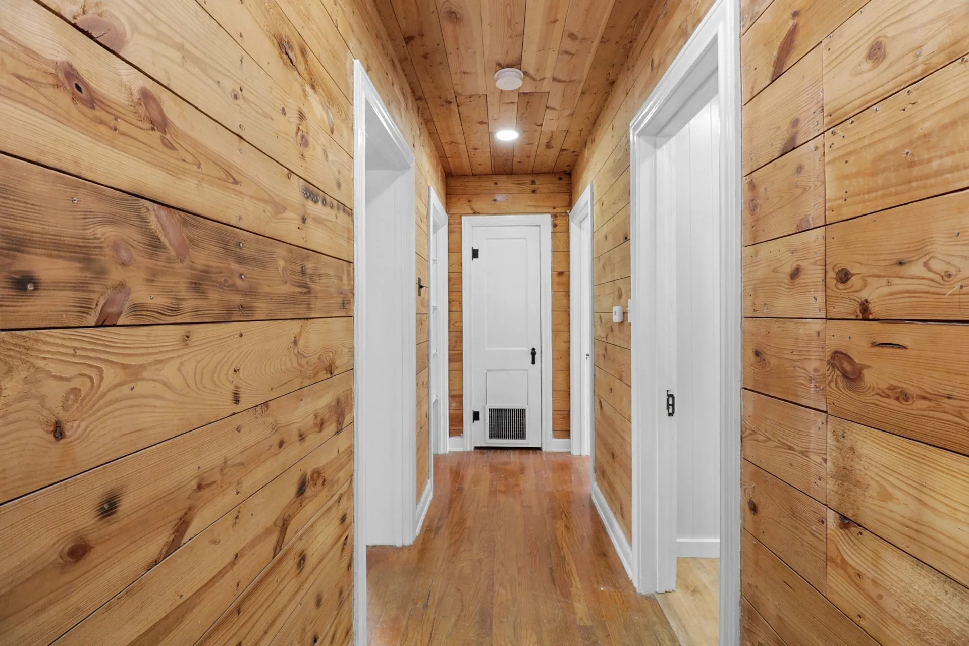 Hallway to guest bedrooms and bathroom