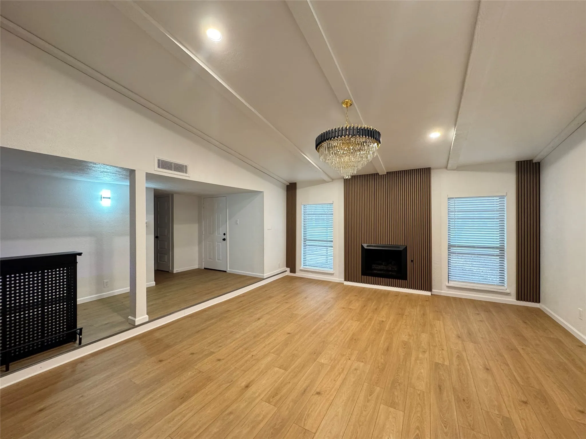 Single Family Residence For Sale in Dallas County , 2914 Sweet Gum Street, Garland, Texas 75044, 4 Bedrooms, 2 Bathrooms, 2 Garage spaces, 1,939 Sqft, built in 1977, Price $359,900, mls#21041047, Real Estate Agent in Garland, Homes For Sale in Dallas county, Homes For Sale in Garland, Realtor in Garland Texas, Real Estate Brokerage Independent Realty Texas, Luminita Cordes Realtor