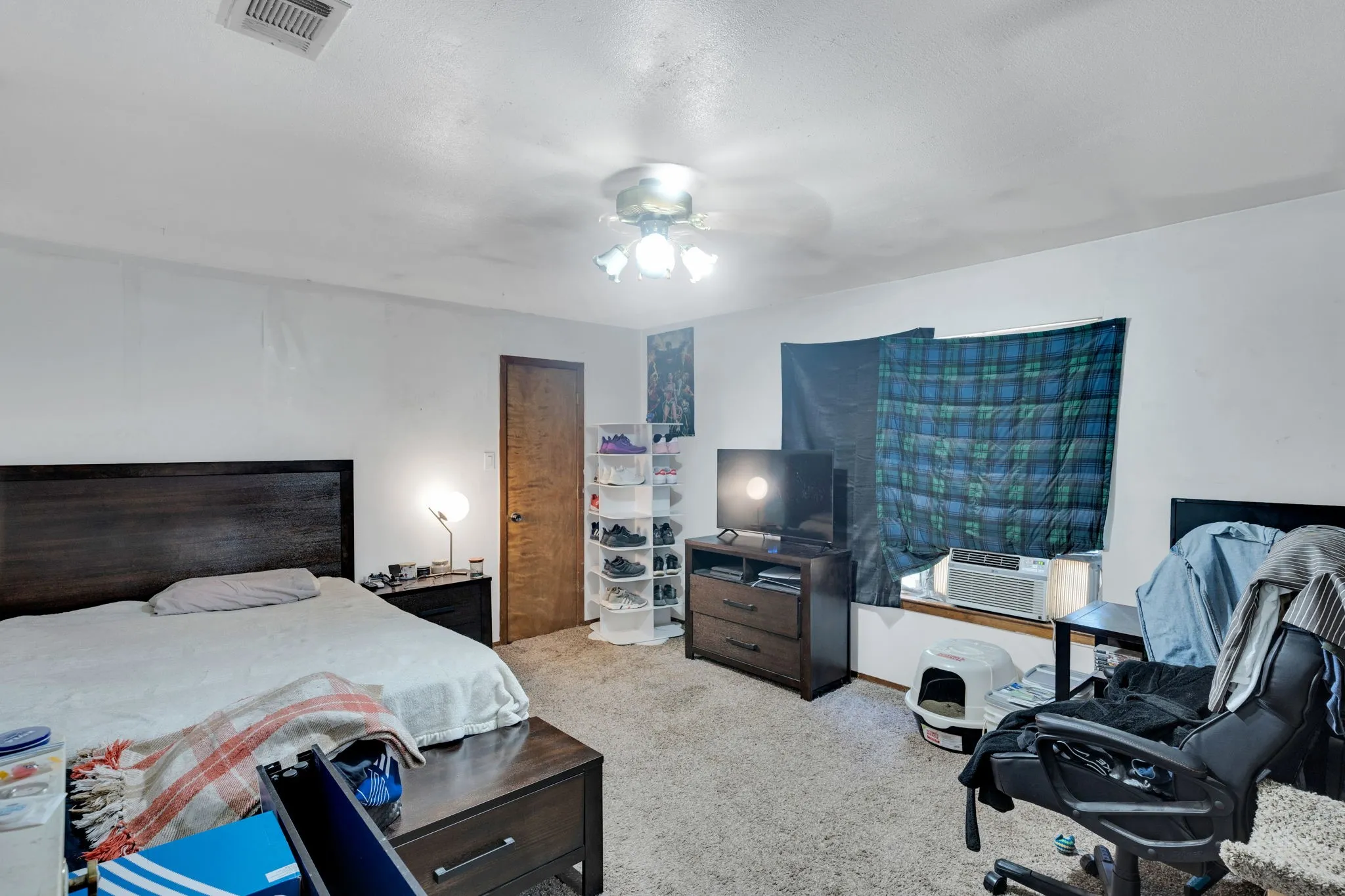 Mobile Home For Sale in Tarrant County , 1206 Timberline Court, Southlake, Texas 76092, 4 Bedroom, 2 Bathroom, Garage spaces, 1,680 Sqft, built in 1980, Preowned, mls#21036529, Real Estate Agent in Southlake, Homes For Sale in Tarrant county, Homes For Sale in Southlake, Realtor in Southlake Texas, Real Estate Brokerage Independent Realty Texas, Luminita Cordes Realtor