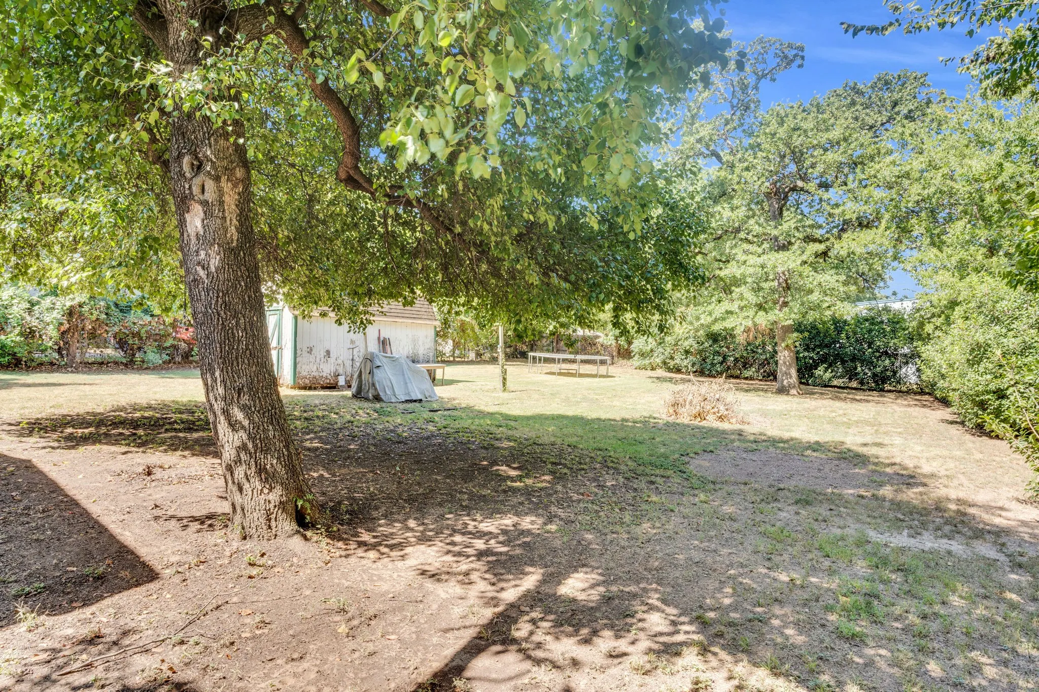 Mobile Home For Sale in Tarrant County , 1206 Timberline Court, Southlake, Texas 76092, 4 Bedroom, 2 Bathroom, Garage spaces, 1,680 Sqft, built in 1980, Preowned, mls#21036529, Real Estate Agent in Southlake, Homes For Sale in Tarrant county, Homes For Sale in Southlake, Realtor in Southlake Texas, Real Estate Brokerage Independent Realty Texas, Luminita Cordes Realtor