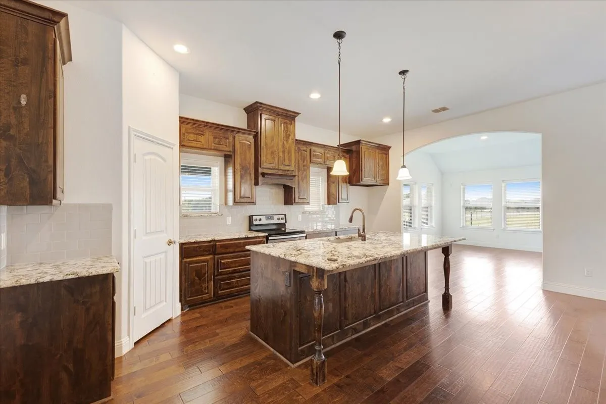 Kitchen and breakfast area view