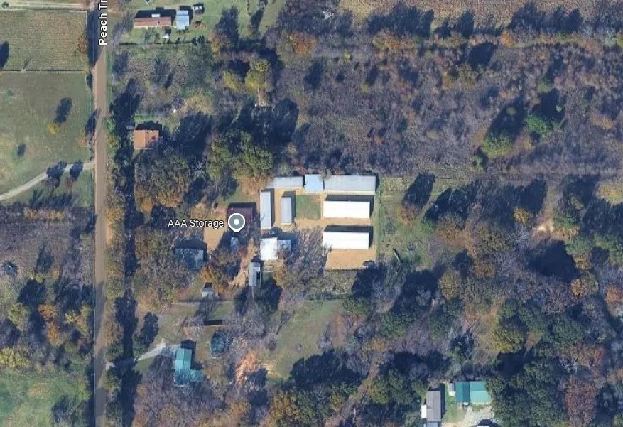 Business For Sale in Henderson County , 502 Peach Tree Road, Mabank, Texas 75156, 0, 0, Garage spaces, 0 Sqft, built in 1966, Preowned, Price $699,000, mls#21041673, Real Estate Agent in Mabank, Homes For Sale in Henderson county, Homes For Sale in Mabank, Realtor in Mabank Texas, Real Estate Brokerage Independent Realty Texas, Luminita Cordes Realtor