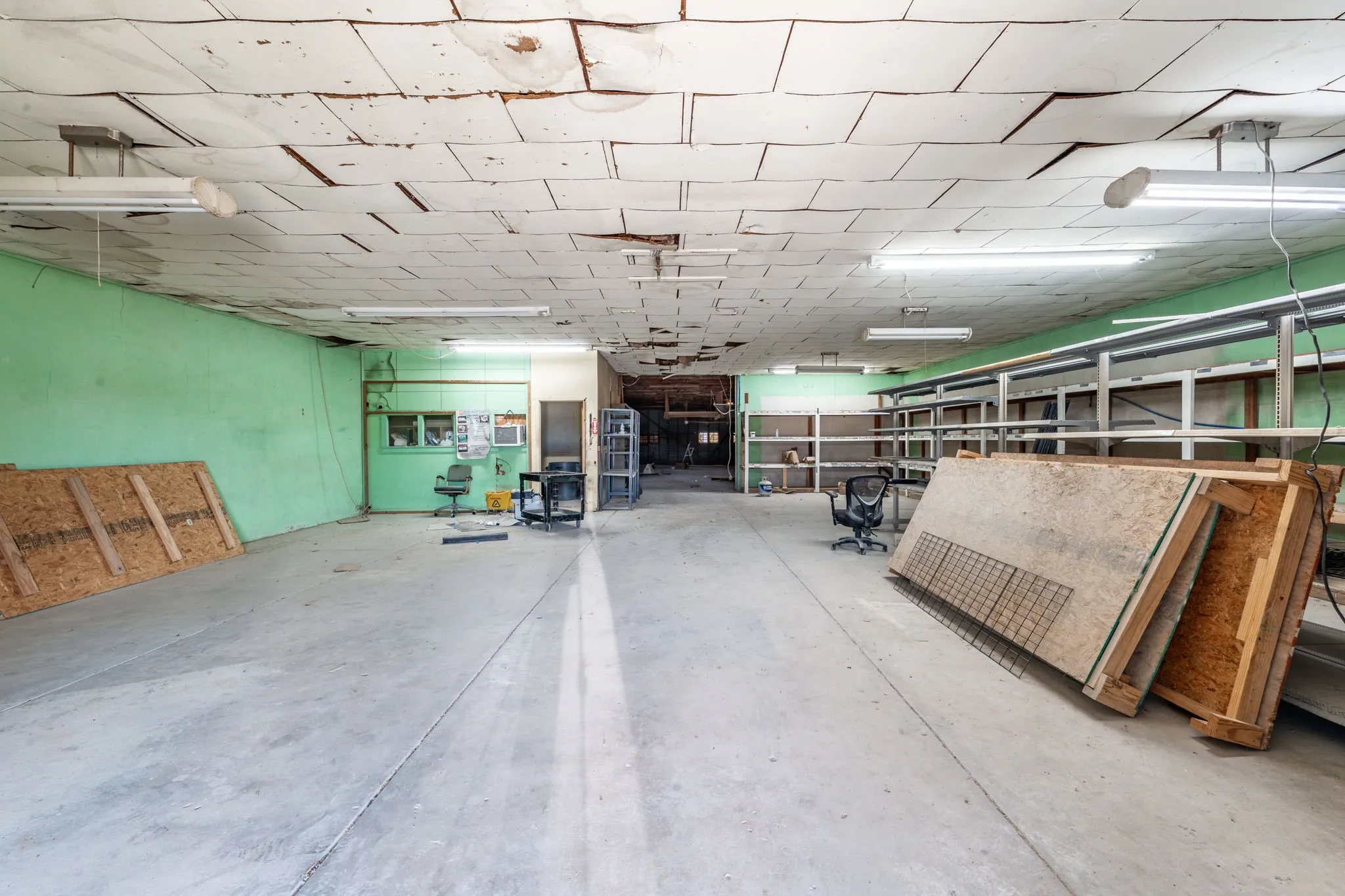 Industrial For Sale in Erath County , 1208 E Washington Street, Stephenville, Texas 76401, 0, 0, Garage spaces, 0 Sqft, built in 1940, Preowned, mls#21041892, Real Estate Agent in Stephenville, Homes For Sale in Erath county, Homes For Sale in Stephenville, Realtor in Stephenville Texas, Real Estate Brokerage Independent Realty Texas, Luminita Cordes Realtor
