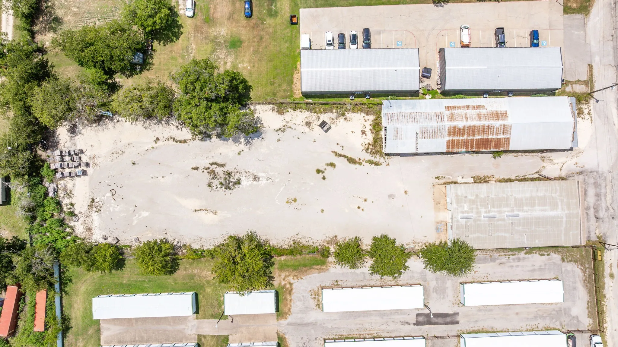 Industrial For Sale in Erath County , 1208 E Washington Street, Stephenville, Texas 76401, 0, 0, Garage spaces, 0 Sqft, built in 1940, Preowned, mls#21041892, Real Estate Agent in Stephenville, Homes For Sale in Erath county, Homes For Sale in Stephenville, Realtor in Stephenville Texas, Real Estate Brokerage Independent Realty Texas, Luminita Cordes Realtor