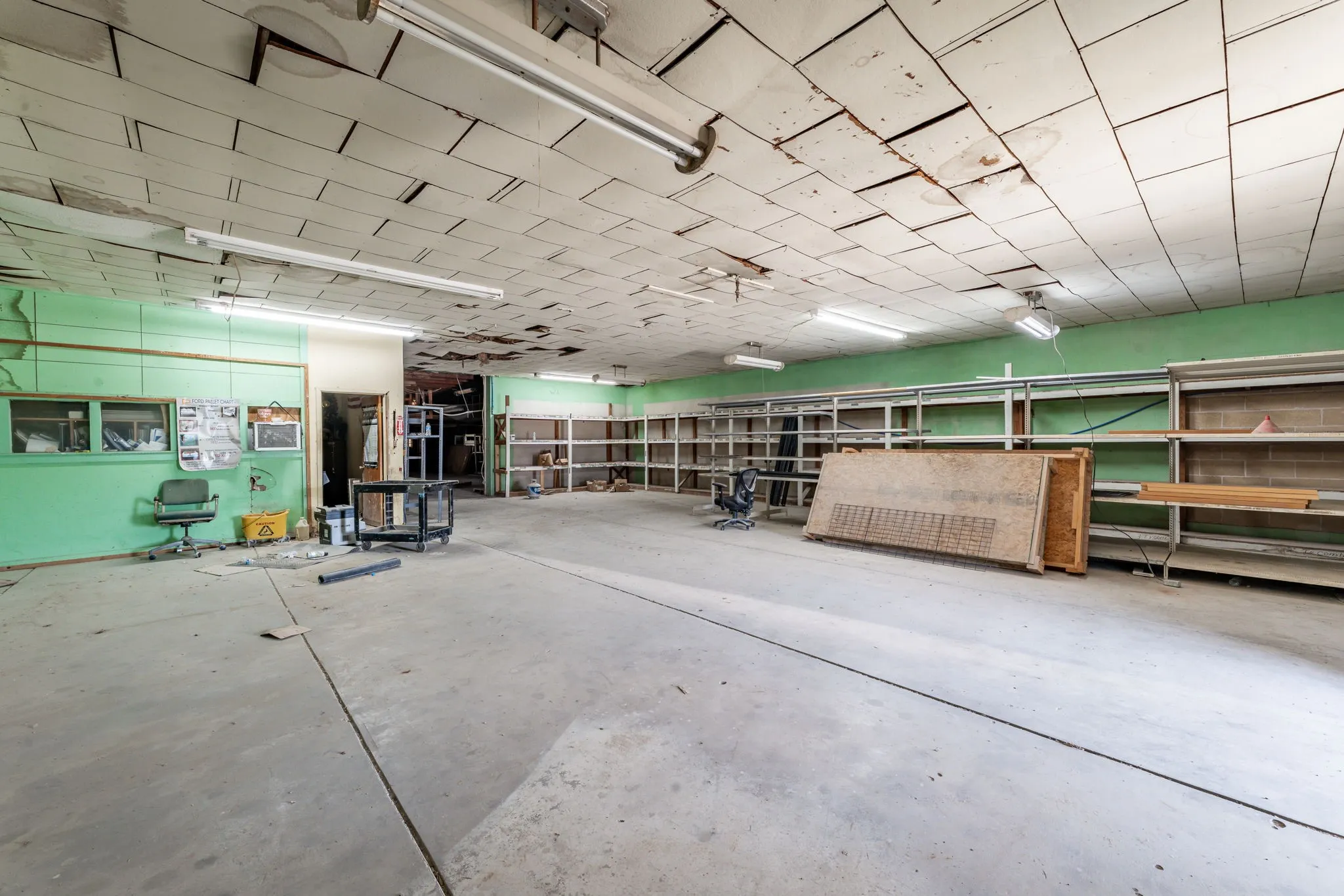 Industrial For Sale in Erath County , 1208 E Washington Street, Stephenville, Texas 76401, 0, 0, Garage spaces, 0 Sqft, built in 1940, Preowned, mls#21041892, Real Estate Agent in Stephenville, Homes For Sale in Erath county, Homes For Sale in Stephenville, Realtor in Stephenville Texas, Real Estate Brokerage Independent Realty Texas, Luminita Cordes Realtor