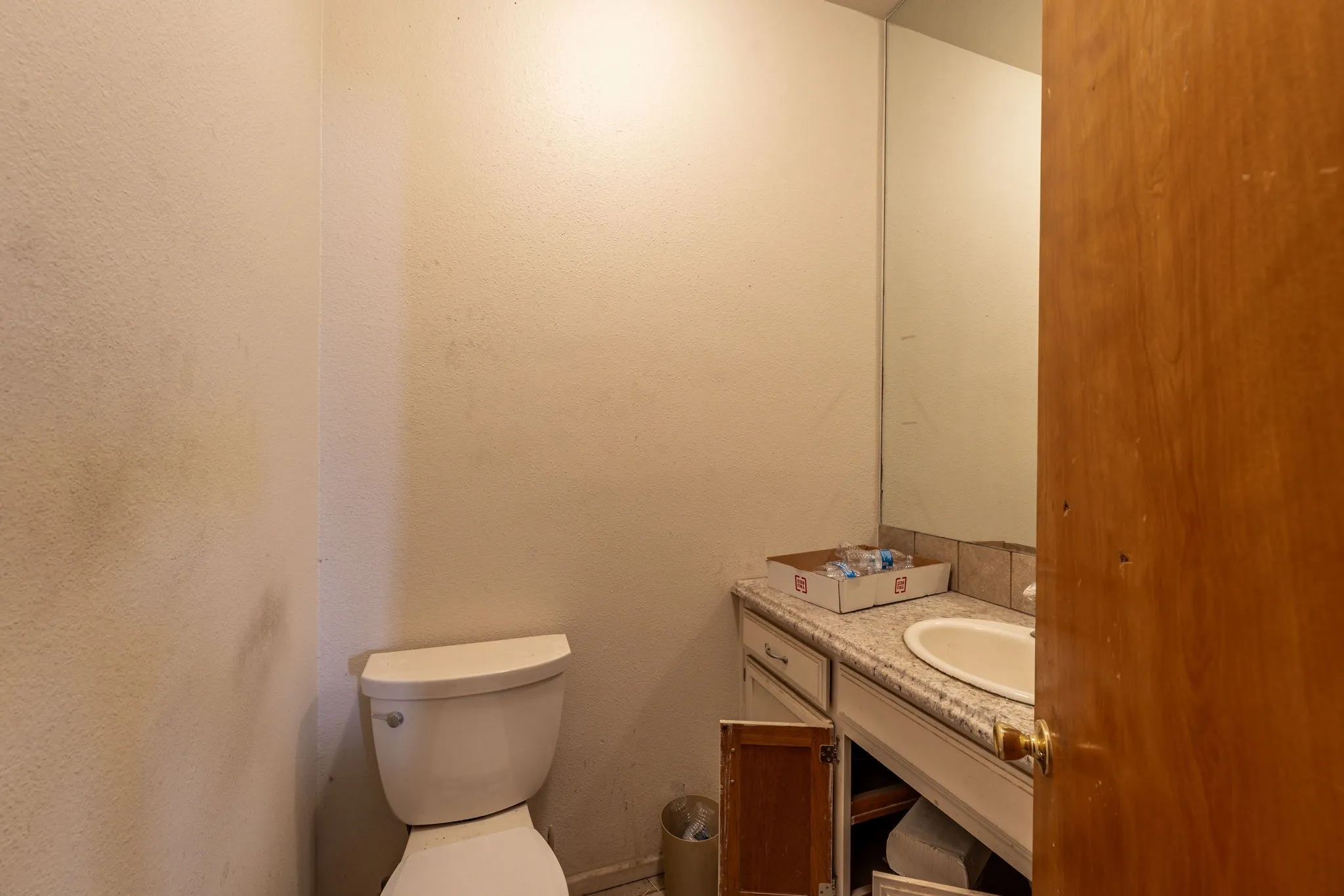 Industrial For Sale in Erath County , 1208 E Washington Street, Stephenville, Texas 76401, 0, 0, Garage spaces, 0 Sqft, built in 1940, Preowned, mls#21041892, Real Estate Agent in Stephenville, Homes For Sale in Erath county, Homes For Sale in Stephenville, Realtor in Stephenville Texas, Real Estate Brokerage Independent Realty Texas, Luminita Cordes Realtor