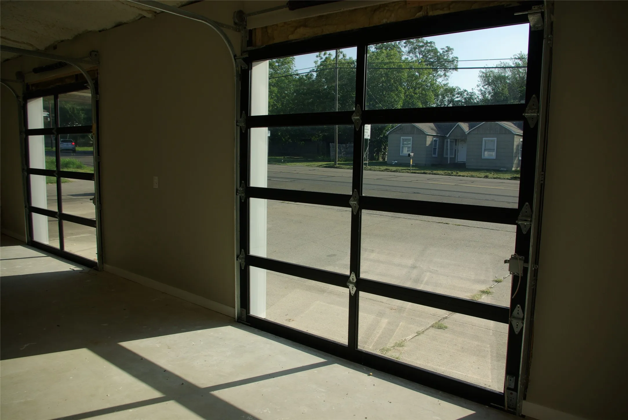 Retail For Sale in Grayson County , 306 S Waco Street, Van Alstyne, Texas 75495, 0, 0, Garage spaces, 2,597 Sqft, built in 2023, New Construction - Incomplete, Price $725,000, mls#21041726, Real Estate Agent in Van Alstyne, Homes For Sale in Grayson county, Homes For Sale in Van Alstyne, Realtor in Van Alstyne Texas, Real Estate Brokerage Independent Realty Texas, Luminita Cordes Realtor