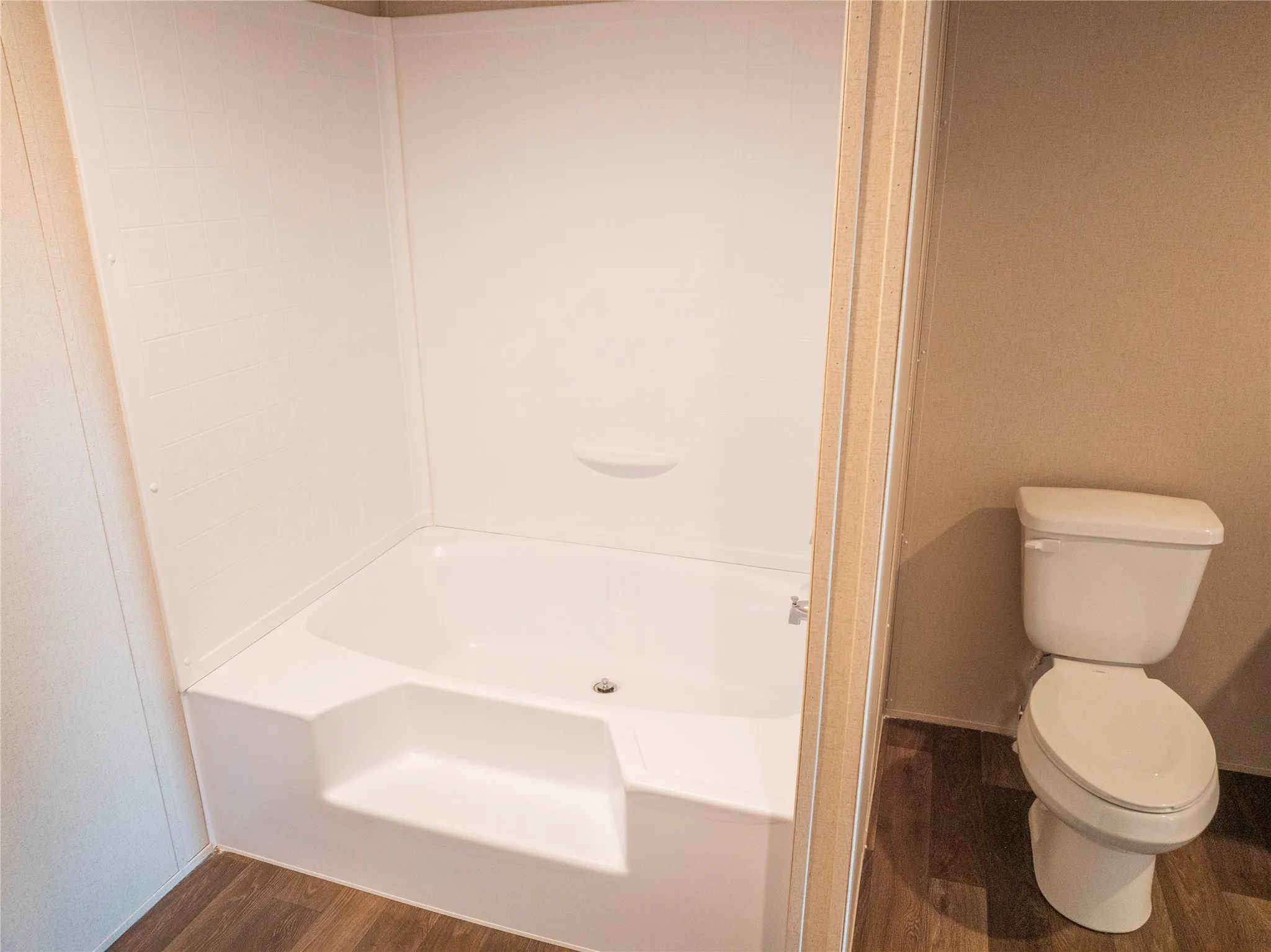 Manufactured Home For Sale in Johnson County , 7005 Walden Drive, Joshua, Texas 76058, 4 Bedroom, 2 Bathroom, Garage spaces, 1,475 Sqft, built in 2025, mls#21042130, Real Estate Agent in Joshua, Homes For Sale in Johnson county, Homes For Sale in Joshua, Realtor in Joshua Texas, Real Estate Brokerage Independent Realty Texas, Luminita Cordes Realtor