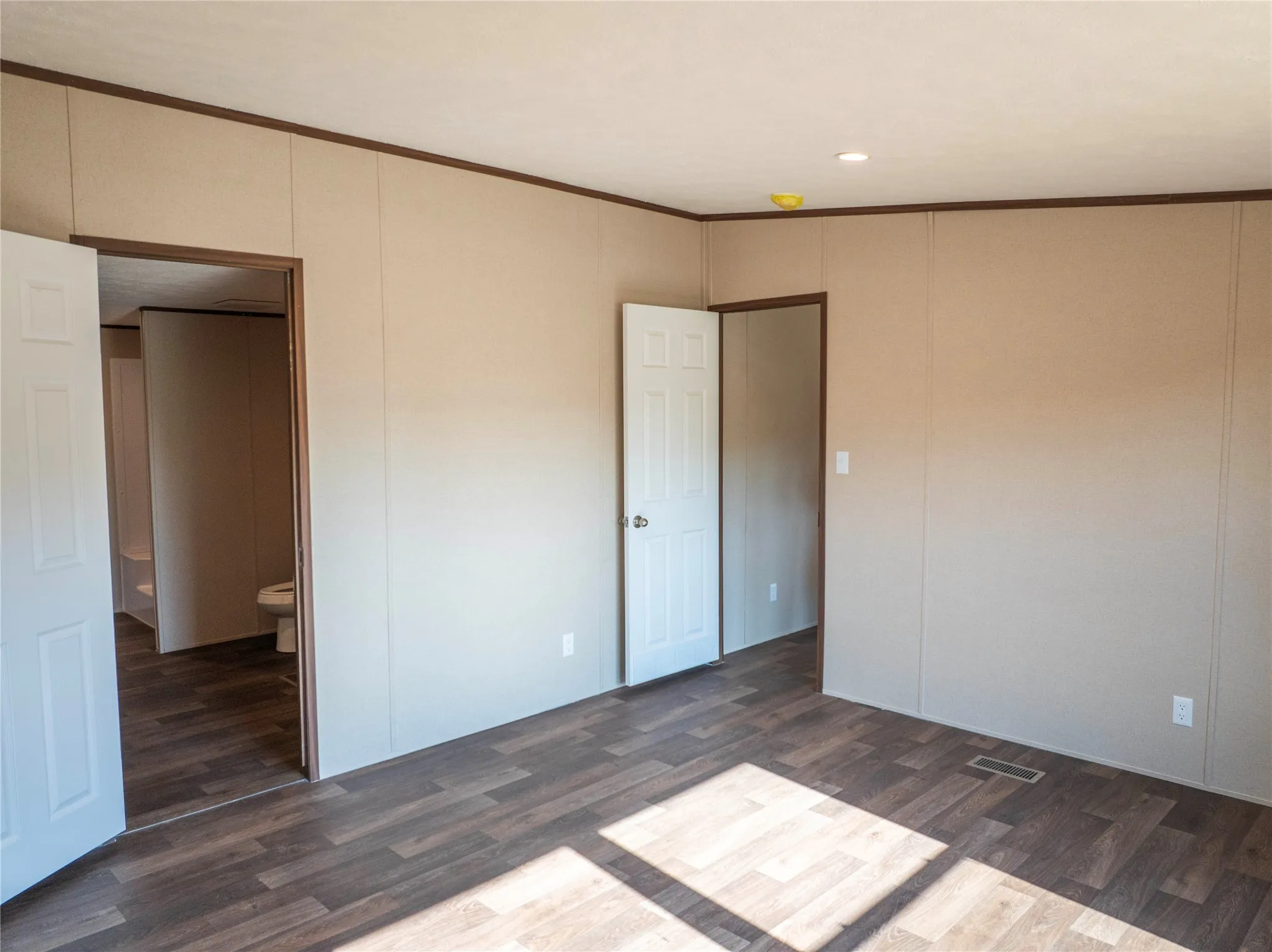 Manufactured Home For Sale in Johnson County , 7005 Walden Drive, Joshua, Texas 76058, 4 Bedroom, 2 Bathroom, Garage spaces, 1,475 Sqft, built in 2025, mls#21042130, Real Estate Agent in Joshua, Homes For Sale in Johnson county, Homes For Sale in Joshua, Realtor in Joshua Texas, Real Estate Brokerage Independent Realty Texas, Luminita Cordes Realtor