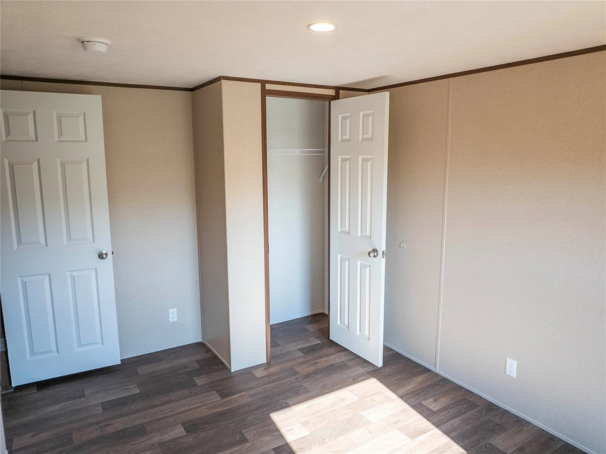 Manufactured Home For Sale in Johnson County , 7005 Walden Drive, Joshua, Texas 76058, 4 Bedroom, 2 Bathroom, Garage spaces, 1,475 Sqft, built in 2025, mls#21042130, Real Estate Agent in Joshua, Homes For Sale in Johnson county, Homes For Sale in Joshua, Realtor in Joshua Texas, Real Estate Brokerage Independent Realty Texas, Luminita Cordes Realtor