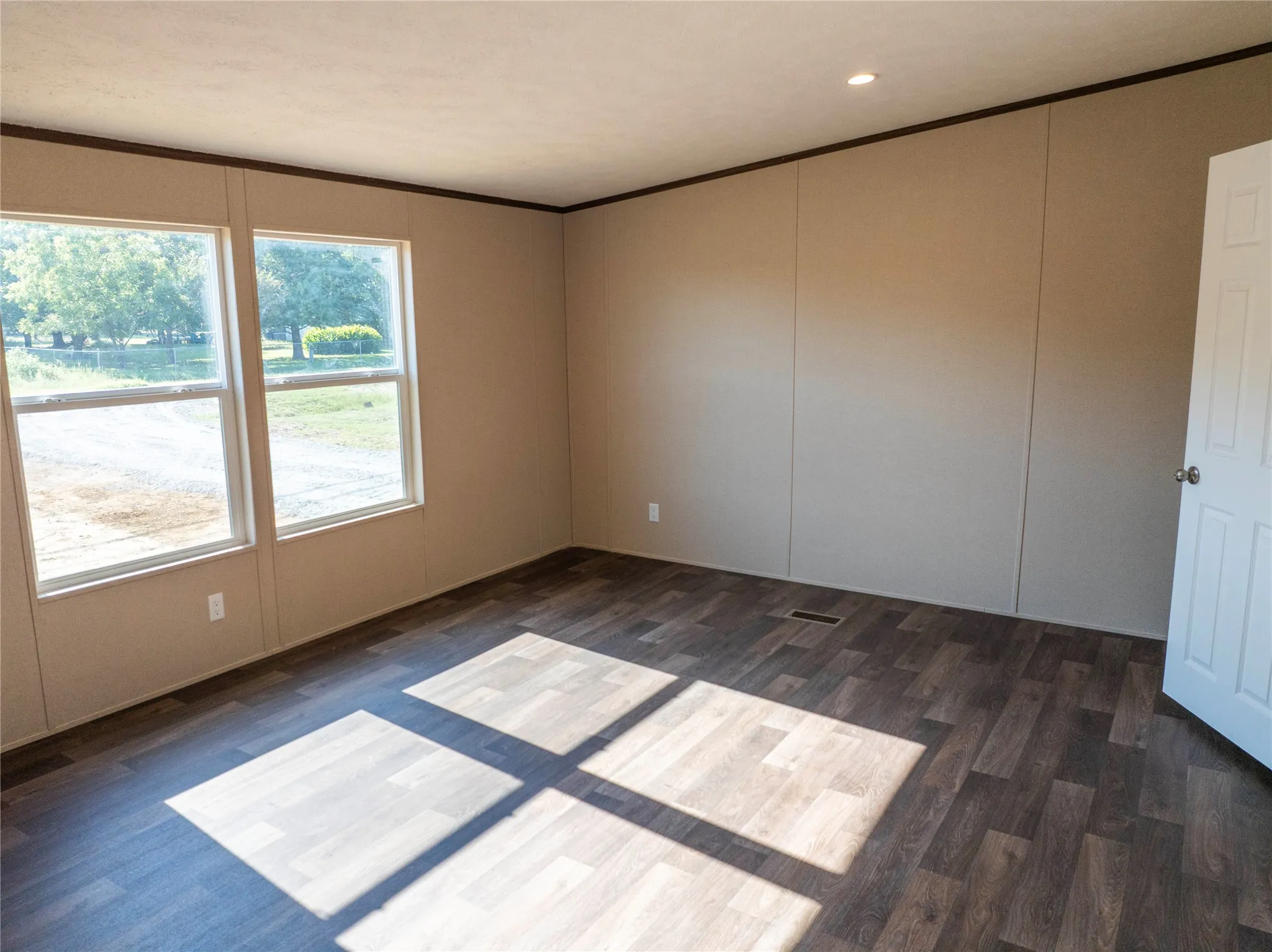 Manufactured Home For Sale in Johnson County , 7005 Walden Drive, Joshua, Texas 76058, 4 Bedroom, 2 Bathroom, Garage spaces, 1,475 Sqft, built in 2025, mls#21042130, Real Estate Agent in Joshua, Homes For Sale in Johnson county, Homes For Sale in Joshua, Realtor in Joshua Texas, Real Estate Brokerage Independent Realty Texas, Luminita Cordes Realtor