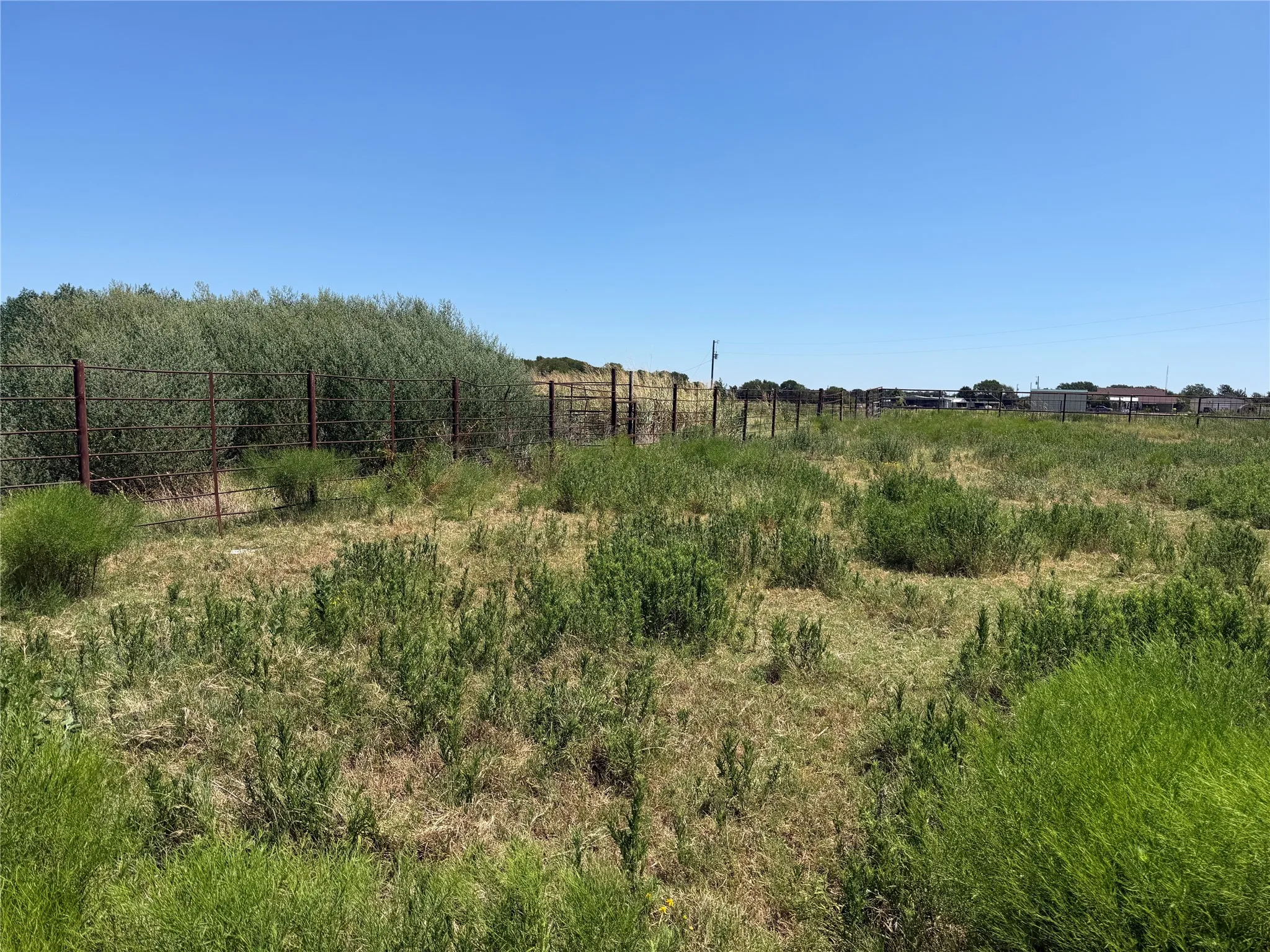 Farm For Sale in Hill County , 495 Fm 933, Aquilla, Texas 76622, 2 Bedroom, 1 Bathroom, Garage spaces, 1,200 Sqft, built in 2017, mls#21042728, Real Estate Agent in Aquilla, Homes For Sale in Hill county, Homes For Sale in Aquilla, Realtor in Aquilla Texas, Real Estate Brokerage Independent Realty Texas, Luminita Cordes Realtor