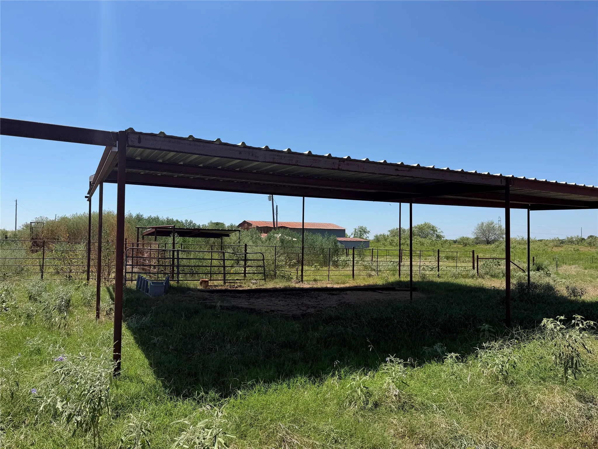 Farm For Sale in Hill County , 495 Fm 933, Aquilla, Texas 76622, 2 Bedroom, 1 Bathroom, Garage spaces, 1,200 Sqft, built in 2017, mls#21042728, Real Estate Agent in Aquilla, Homes For Sale in Hill county, Homes For Sale in Aquilla, Realtor in Aquilla Texas, Real Estate Brokerage Independent Realty Texas, Luminita Cordes Realtor