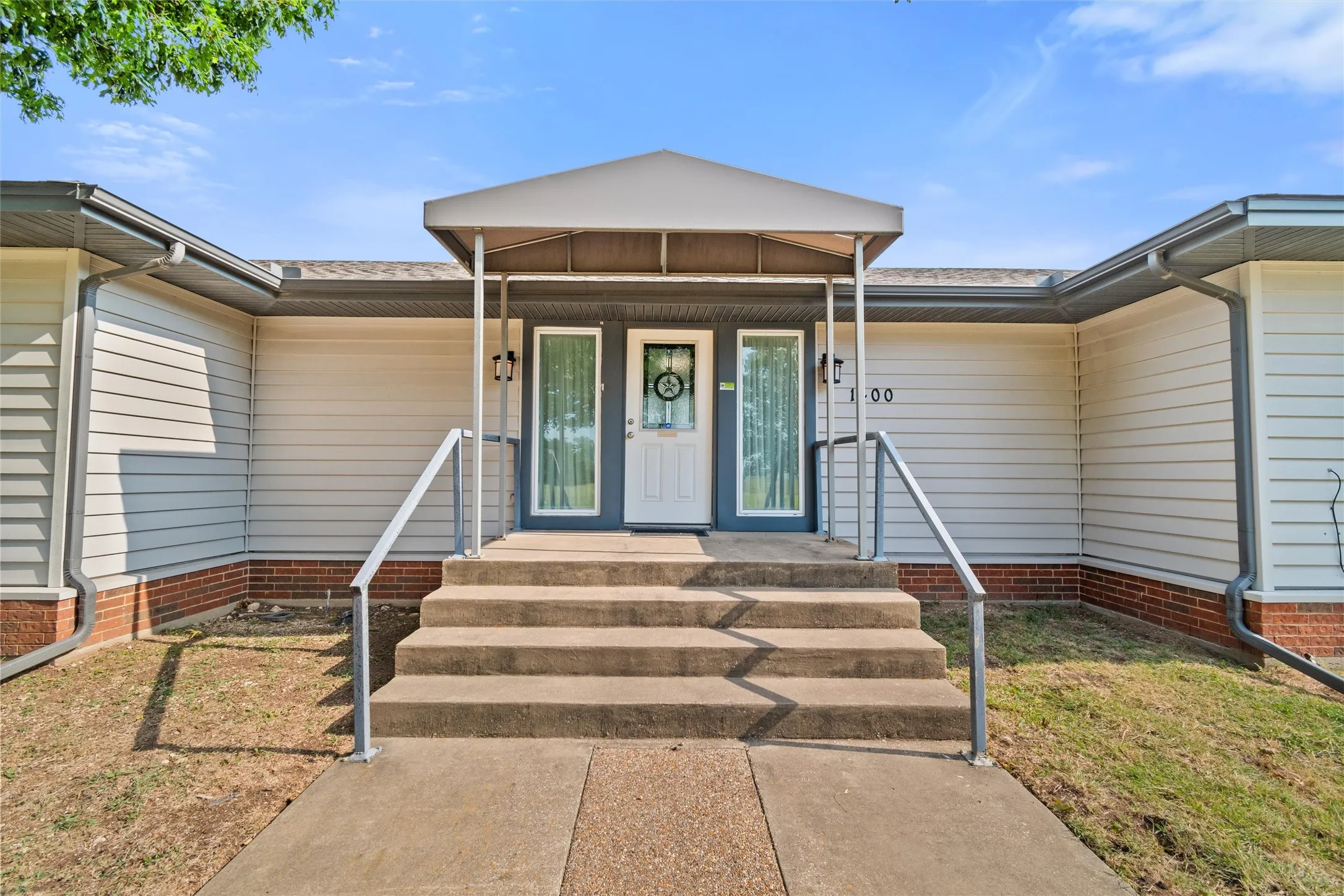 Business For Sale in Dallas County , 1400 Kari Ann Drive, Cedar Hill, Texas 75104, 0, 0, Garage spaces, 0 Sqft, built in 1984, Preowned, mls#21042904, Real Estate Agent in Cedar Hill, Homes For Sale in Dallas county, Homes For Sale in Cedar Hill, Realtor in Cedar Hill Texas, Real Estate Brokerage Independent Realty Texas, Luminita Cordes Realtor