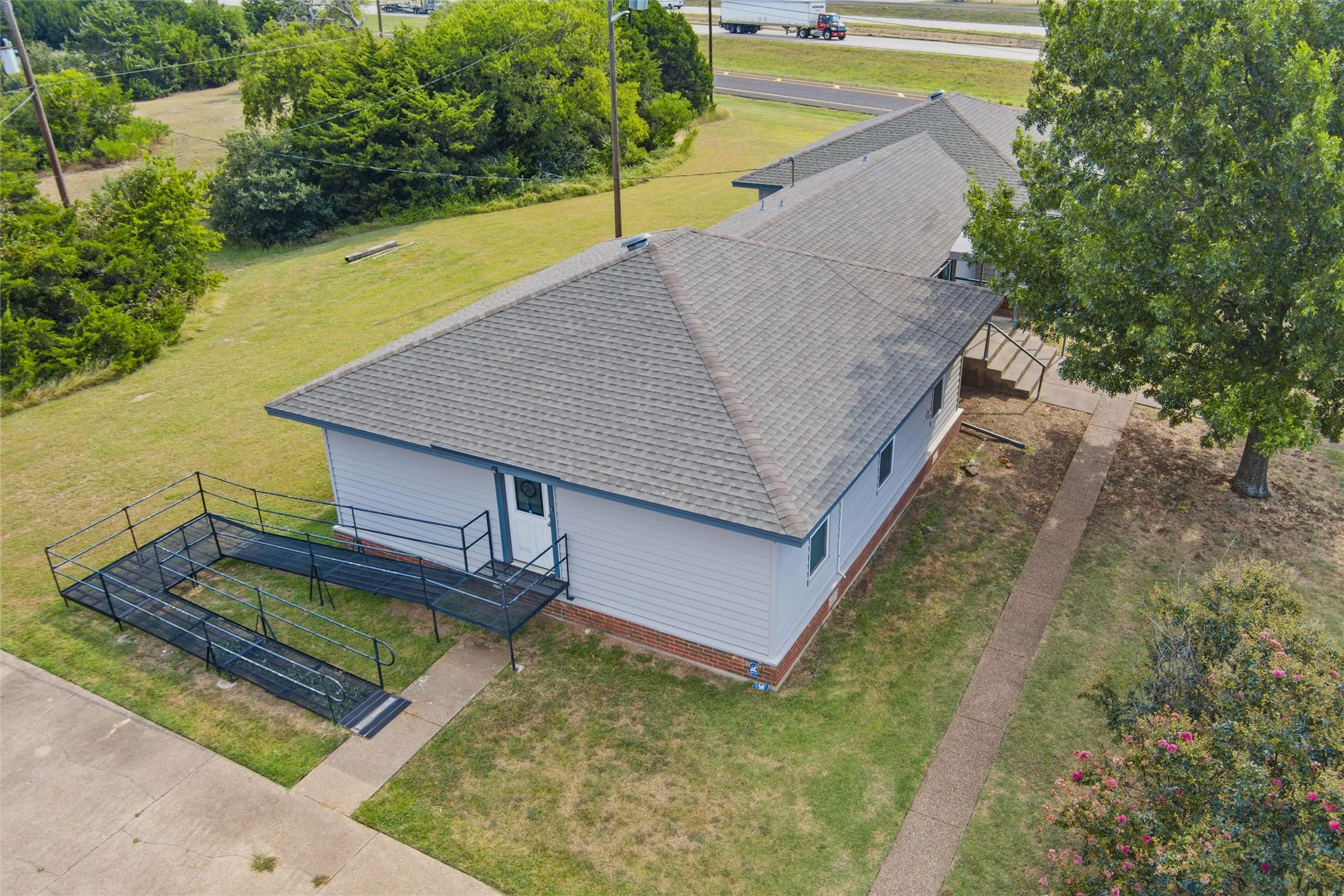 Business For Sale in Dallas County , 1400 Kari Ann Drive, Cedar Hill, Texas 75104, 0, 0, Garage spaces, 0 Sqft, built in 1984, Preowned, mls#21042904, Real Estate Agent in Cedar Hill, Homes For Sale in Dallas county, Homes For Sale in Cedar Hill, Realtor in Cedar Hill Texas, Real Estate Brokerage Independent Realty Texas, Luminita Cordes Realtor