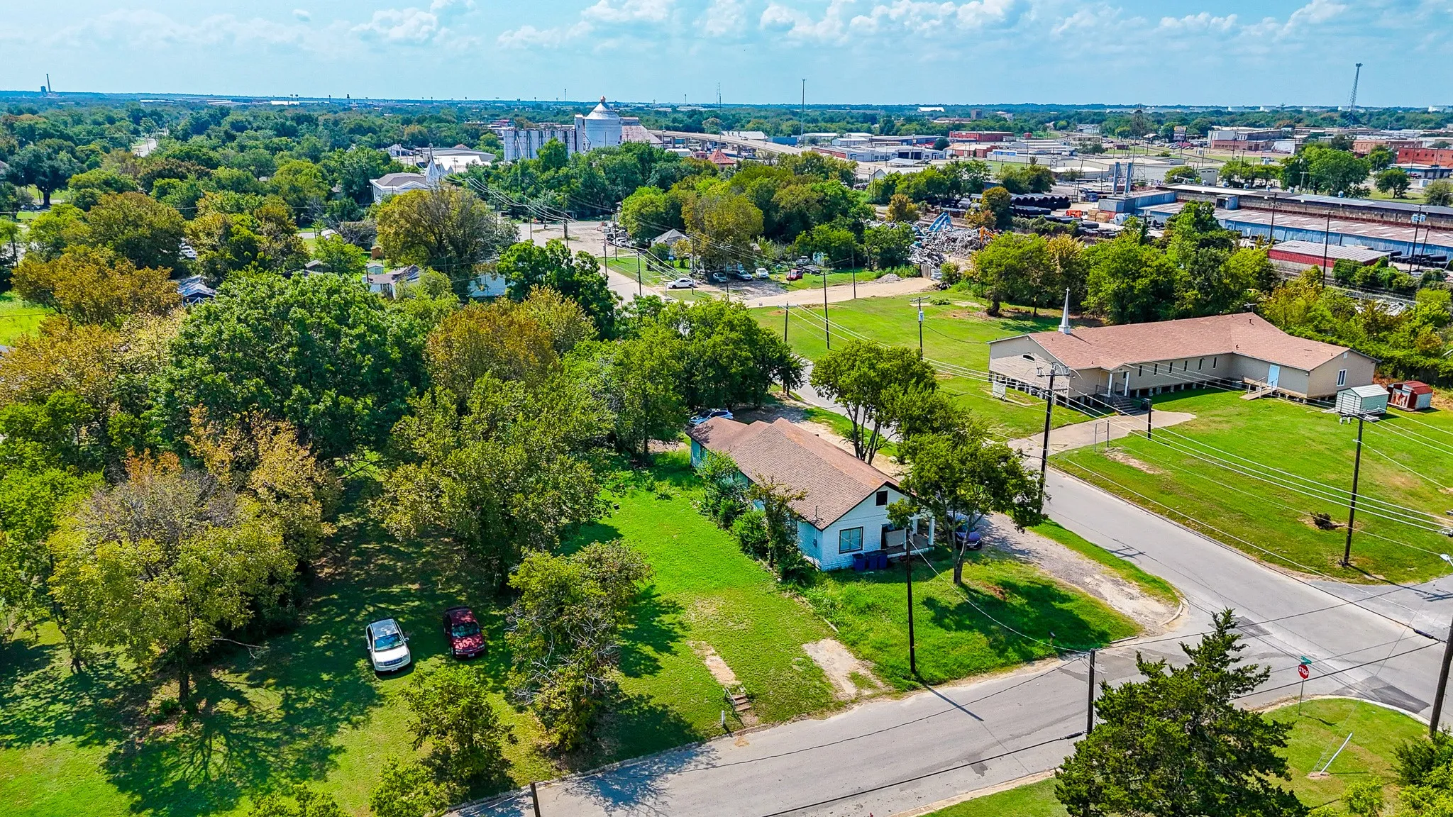 Drone / aerial view