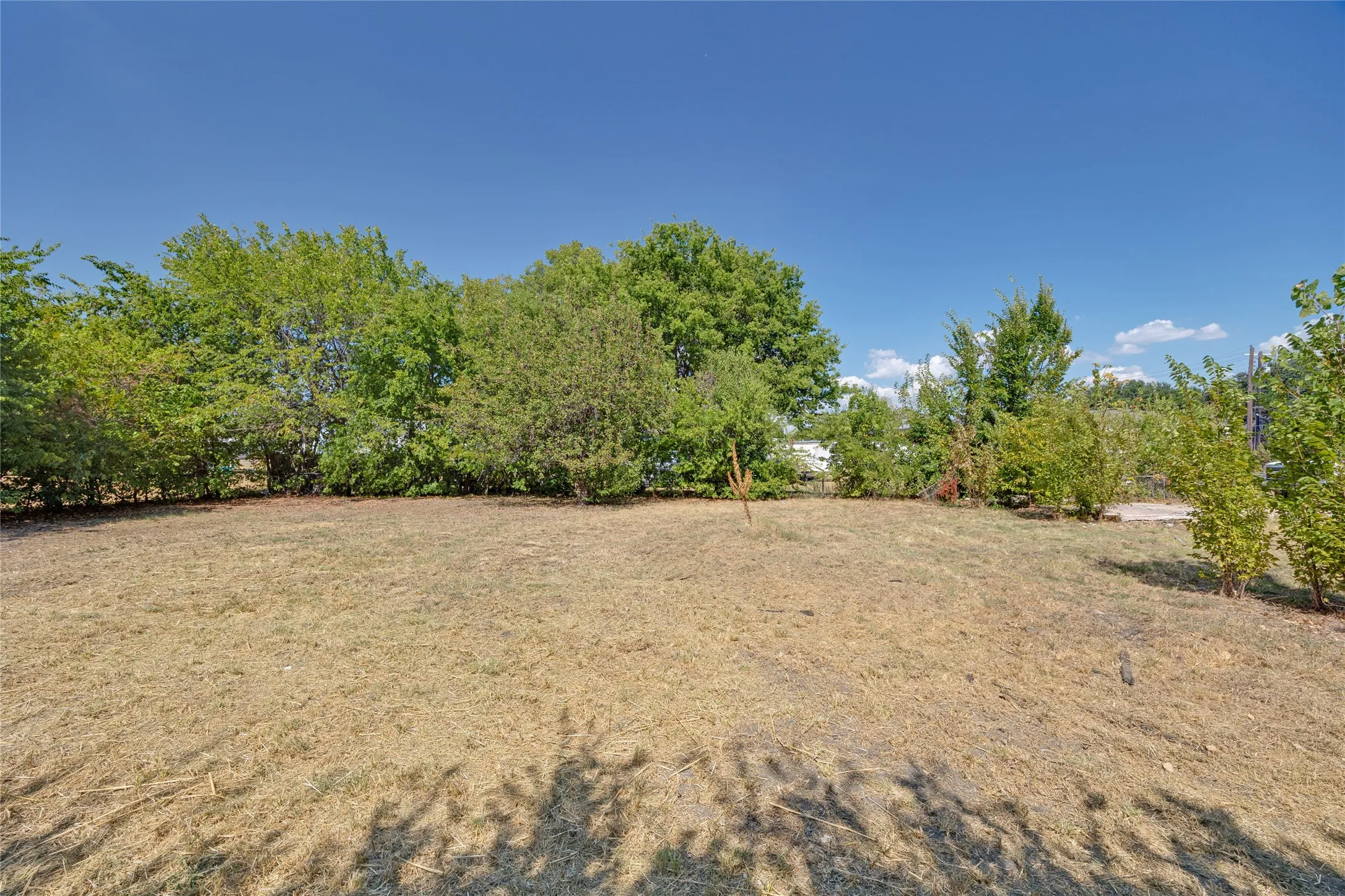 Unimproved Land For Sale in Dallas County , 609 Gatewood Road, Garland, Texas 75043, 0, 0, Garage spaces, 0 Sqft, built in 1960, mls#21042974, Real Estate Agent in Garland, Homes For Sale in Dallas county, Homes For Sale in Garland, Realtor in Garland Texas, Real Estate Brokerage Independent Realty Texas, Luminita Cordes Realtor