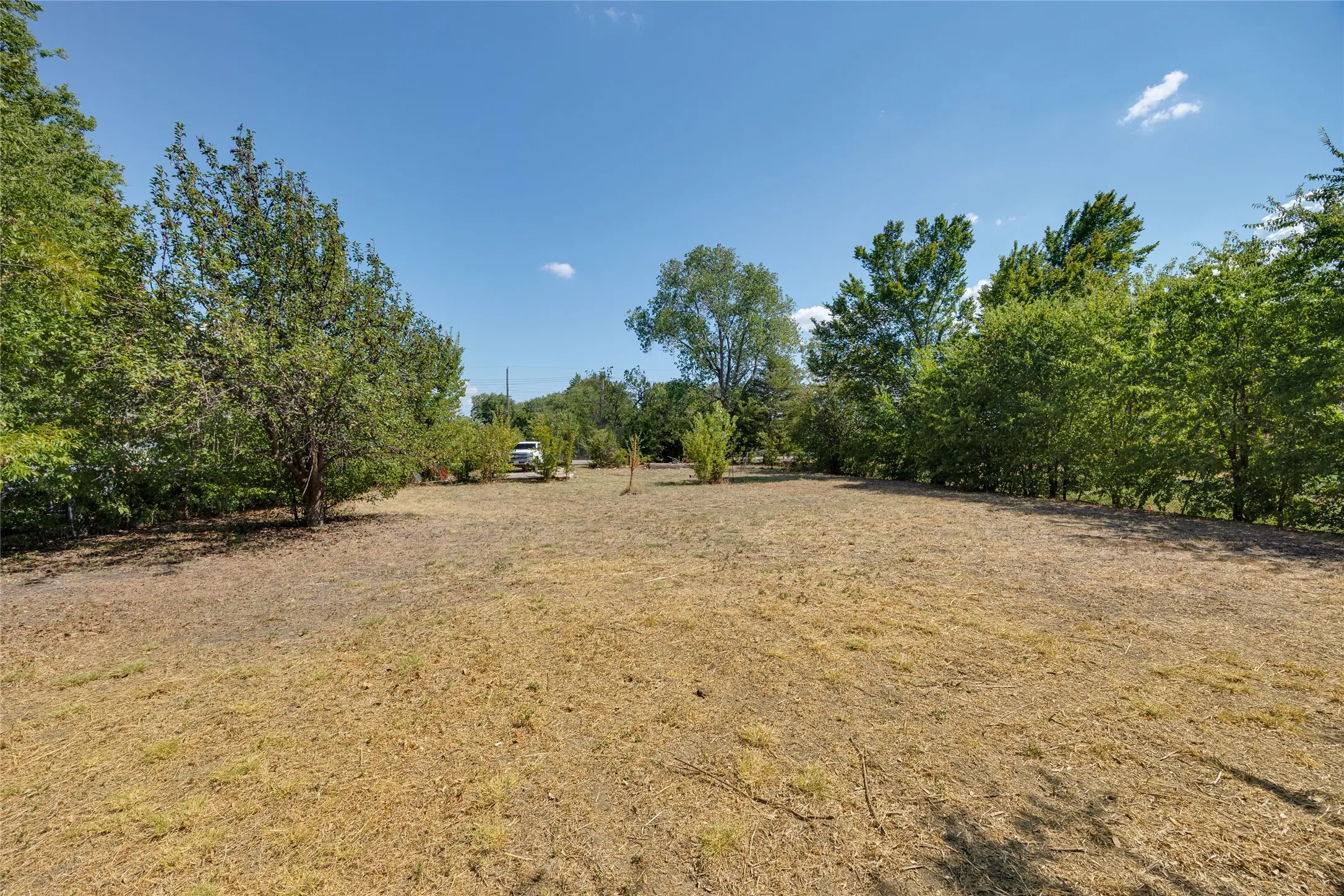 Unimproved Land For Sale in Dallas County , 609 Gatewood Road, Garland, Texas 75043, 0, 0, Garage spaces, 0 Sqft, built in 1960, mls#21042974, Real Estate Agent in Garland, Homes For Sale in Dallas county, Homes For Sale in Garland, Realtor in Garland Texas, Real Estate Brokerage Independent Realty Texas, Luminita Cordes Realtor