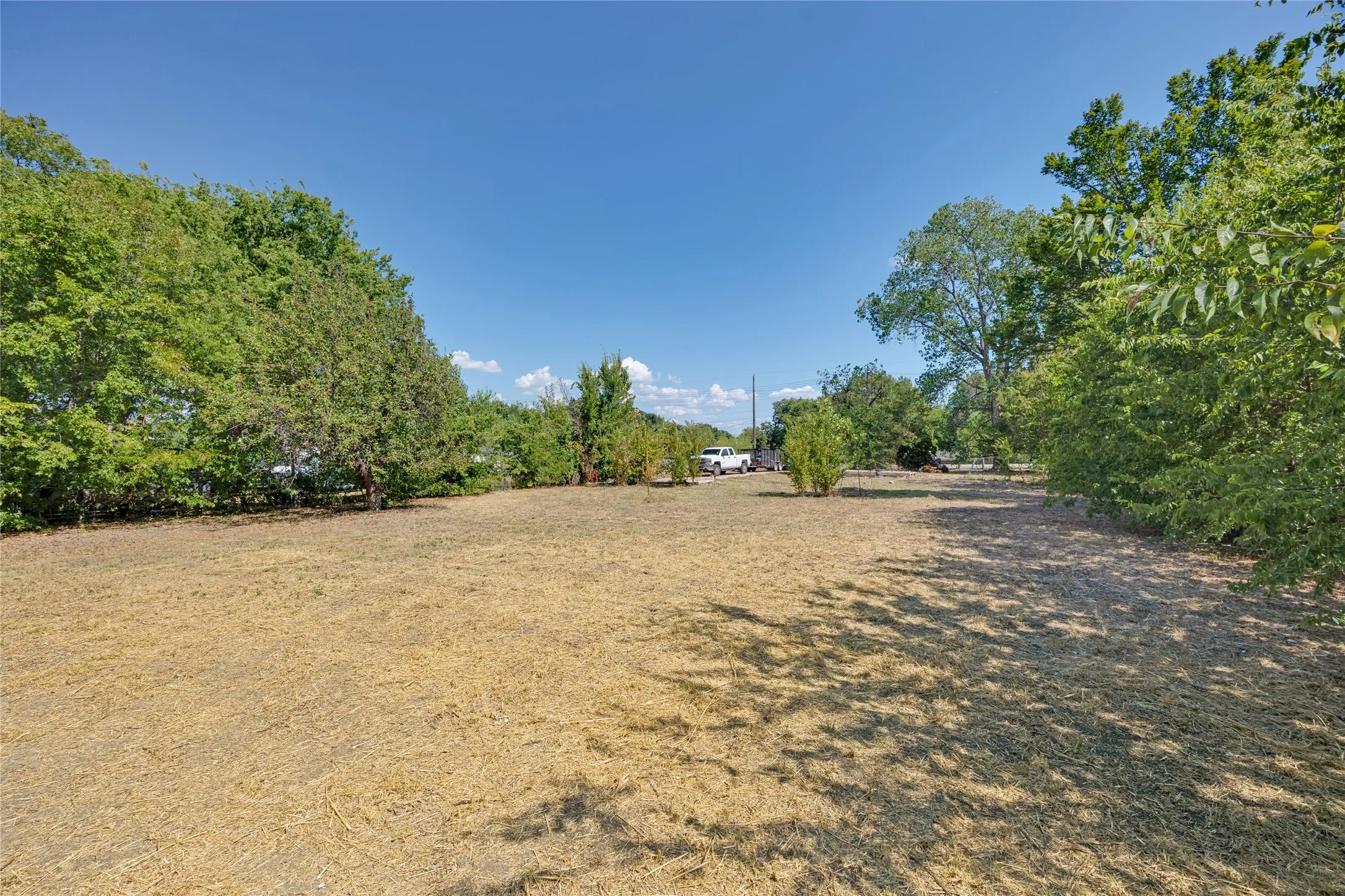 Unimproved Land For Sale in Dallas County , 609 Gatewood Road, Garland, Texas 75043, 0, 0, Garage spaces, 0 Sqft, built in 1960, mls#21042974, Real Estate Agent in Garland, Homes For Sale in Dallas county, Homes For Sale in Garland, Realtor in Garland Texas, Real Estate Brokerage Independent Realty Texas, Luminita Cordes Realtor