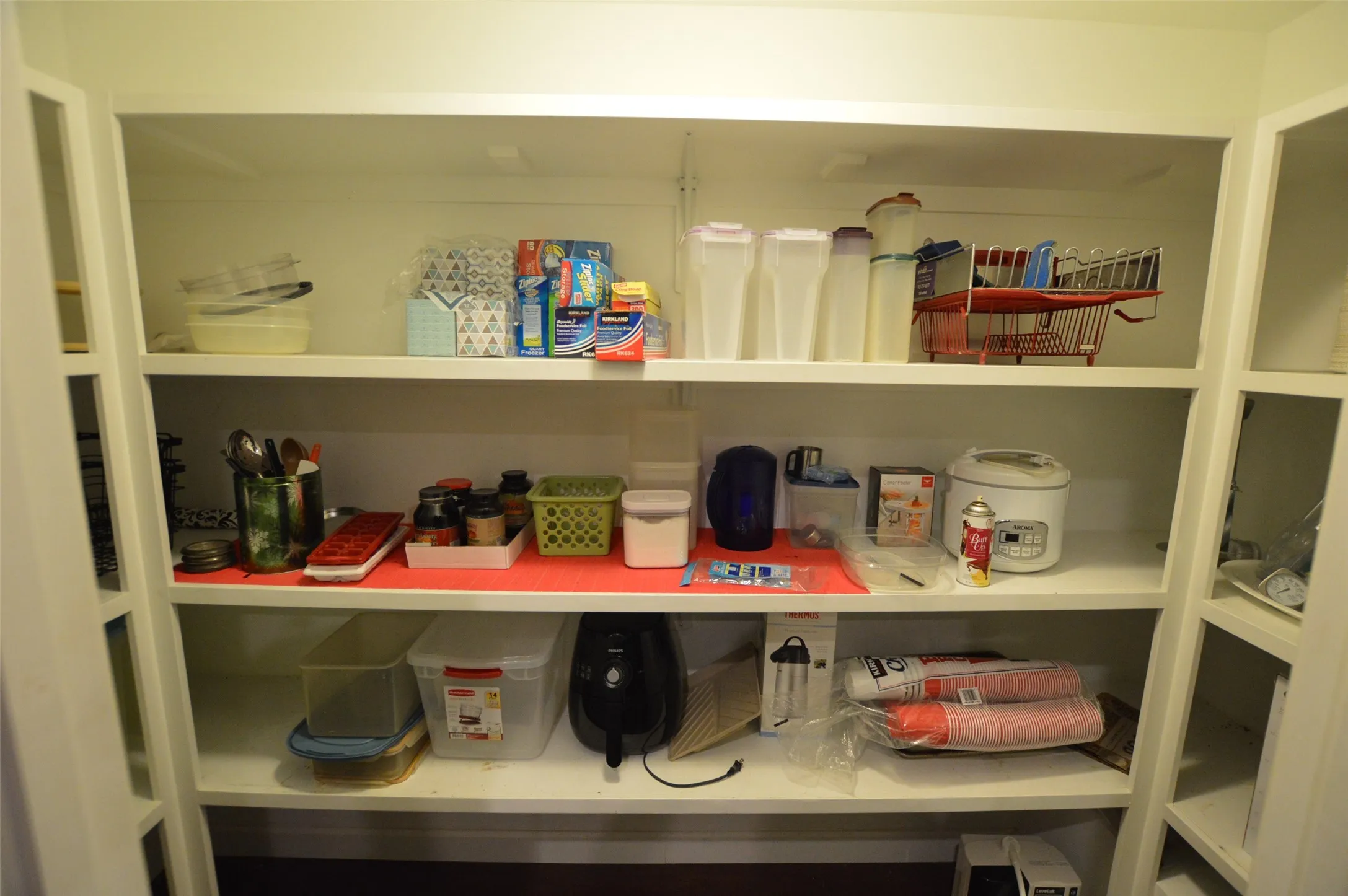 Large 10' wide kitchen pantry