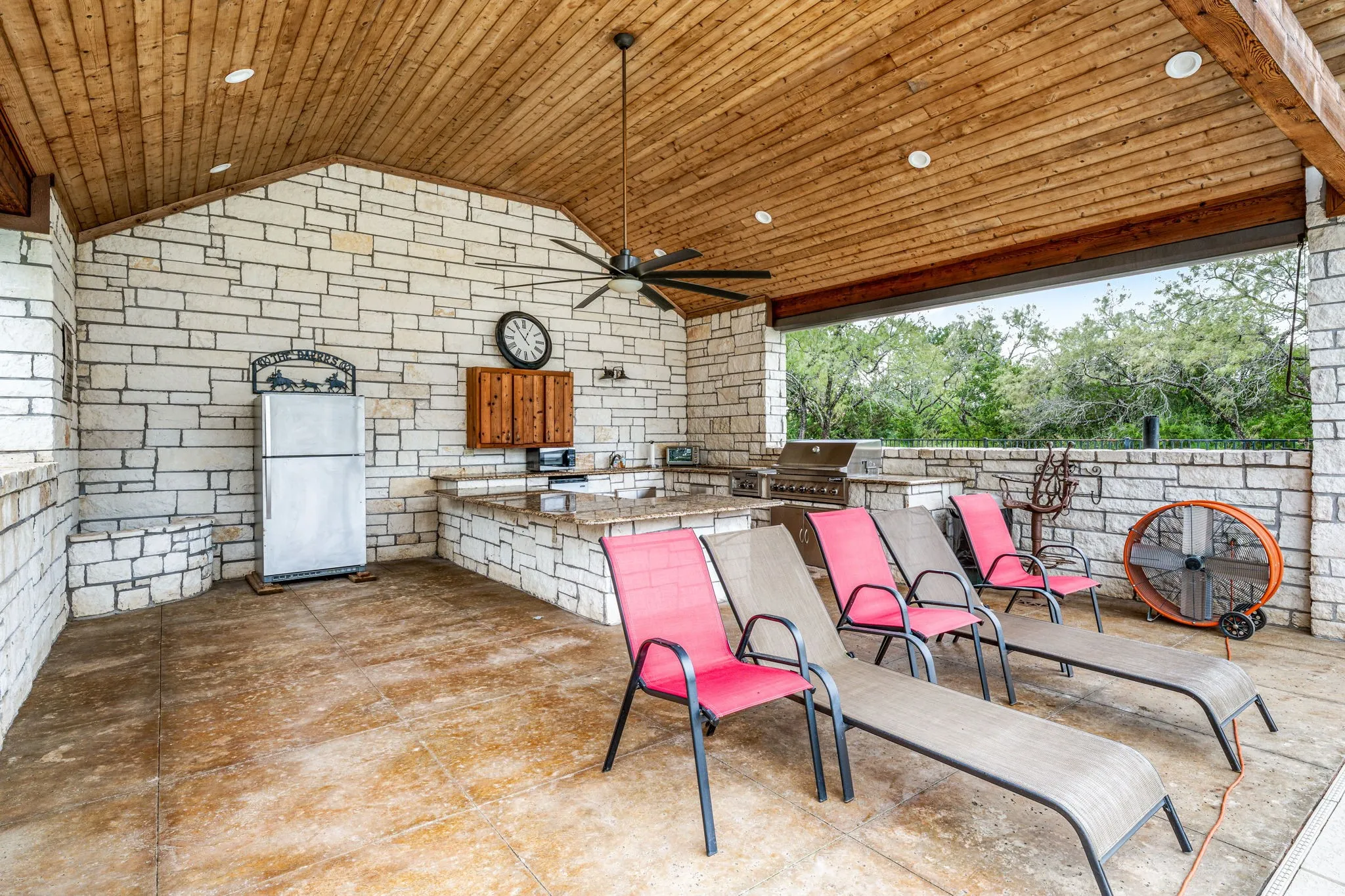 Farm For Sale in Erath County , 2707 County Road 247, Hico, Texas 76457, 4 Bedroom, 3 Bathroom, 3 Garage spaces, 2,846 Sqft, built in 1987, mls#21041986, Real Estate Agent in Hico, Homes For Sale in Erath county, Homes For Sale in Hico, Realtor in Hico Texas, Real Estate Brokerage Independent Realty Texas, Luminita Cordes Realtor