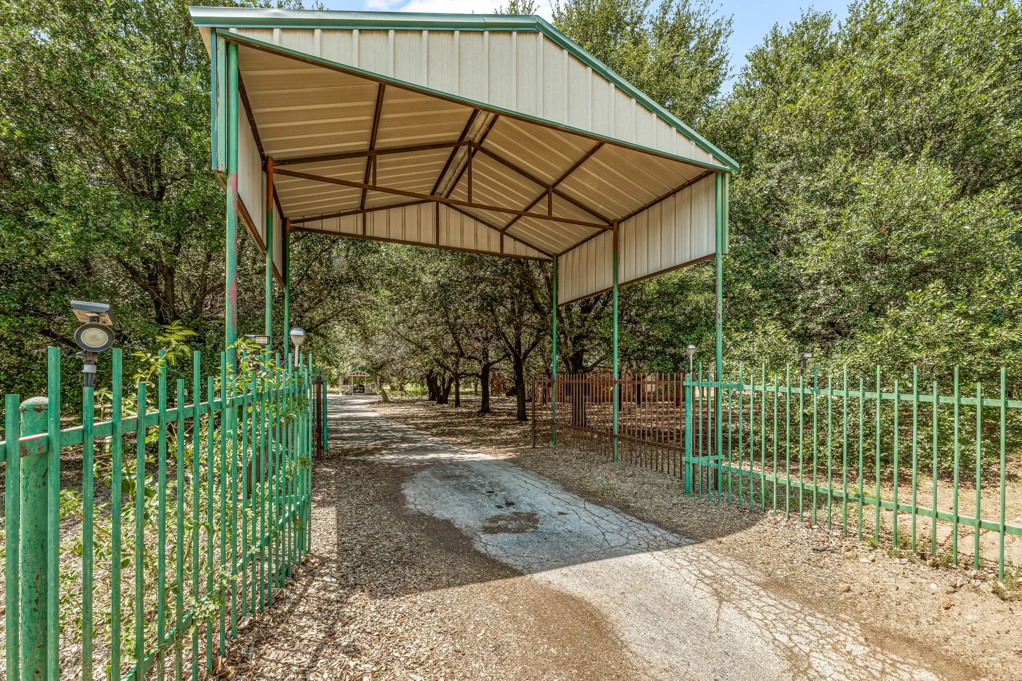 Unimproved Land For Sale in Palo Pinto County , 14330 S Highway 281, Santo, Texas 76472, 0, 0, Garage spaces, 0 Sqft, built in 1972, Preowned, mls#21043521, Real Estate Agent in Santo, Homes For Sale in Palo Pinto county, Homes For Sale in Santo, Realtor in Santo Texas, Real Estate Brokerage Independent Realty Texas, Luminita Cordes Realtor