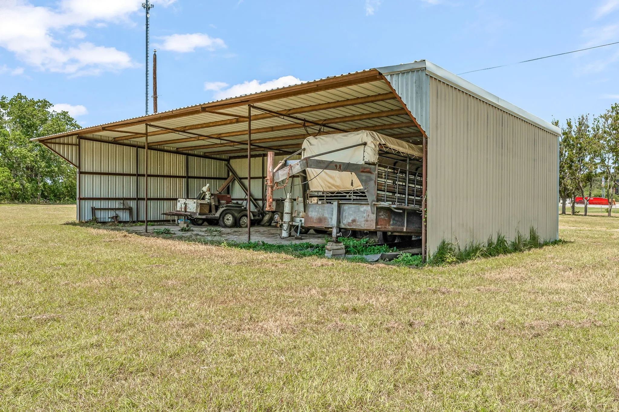 Unimproved Land For Sale in Palo Pinto County , 14330 S Highway 281, Santo, Texas 76472, 0, 0, Garage spaces, 0 Sqft, built in 1972, Preowned, mls#21043521, Real Estate Agent in Santo, Homes For Sale in Palo Pinto county, Homes For Sale in Santo, Realtor in Santo Texas, Real Estate Brokerage Independent Realty Texas, Luminita Cordes Realtor