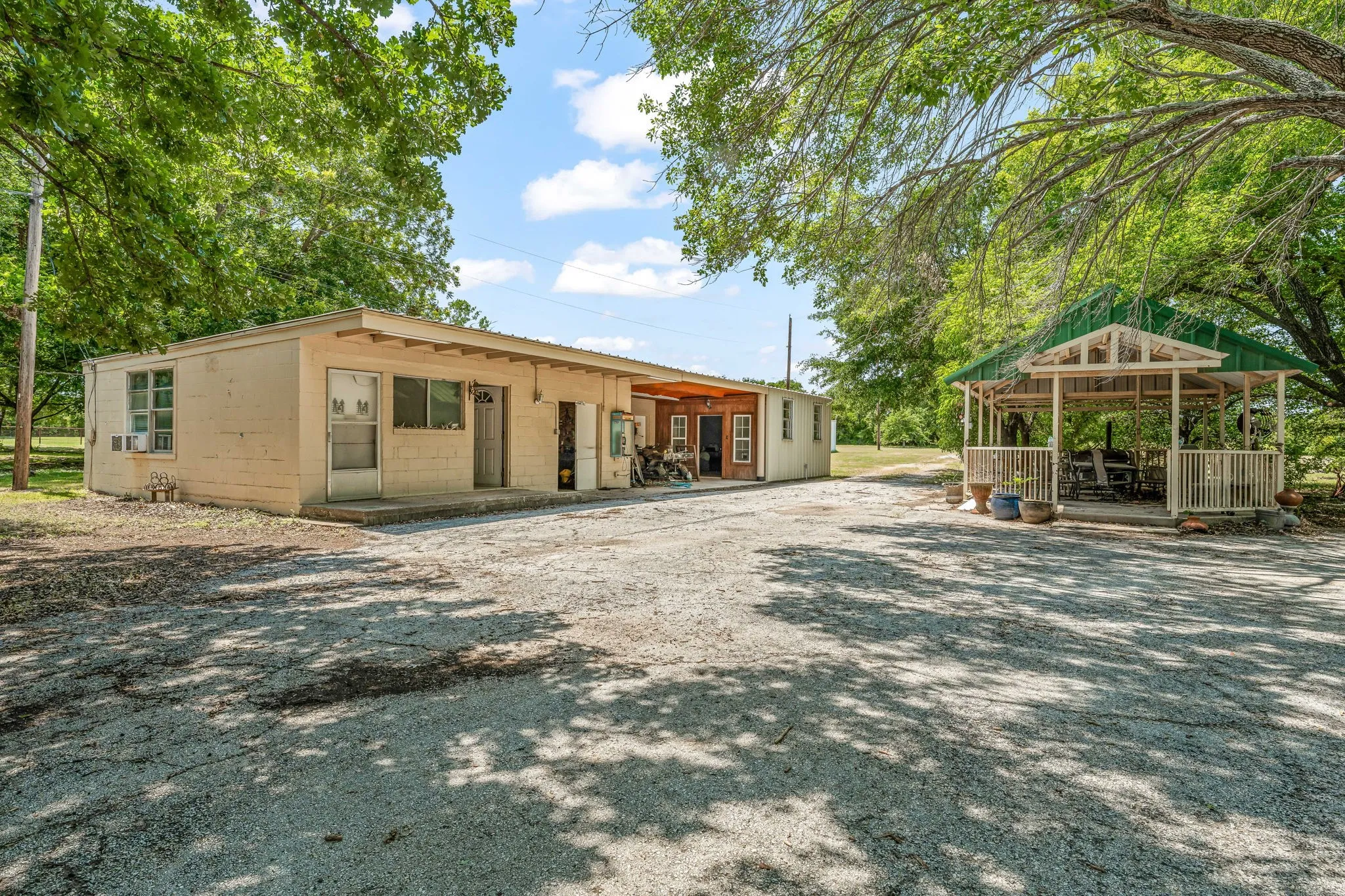 Unimproved Land For Sale in Palo Pinto County , 14330 S Highway 281, Santo, Texas 76472, 0, 0, Garage spaces, 0 Sqft, built in 1972, Preowned, mls#21043521, Real Estate Agent in Santo, Homes For Sale in Palo Pinto county, Homes For Sale in Santo, Realtor in Santo Texas, Real Estate Brokerage Independent Realty Texas, Luminita Cordes Realtor