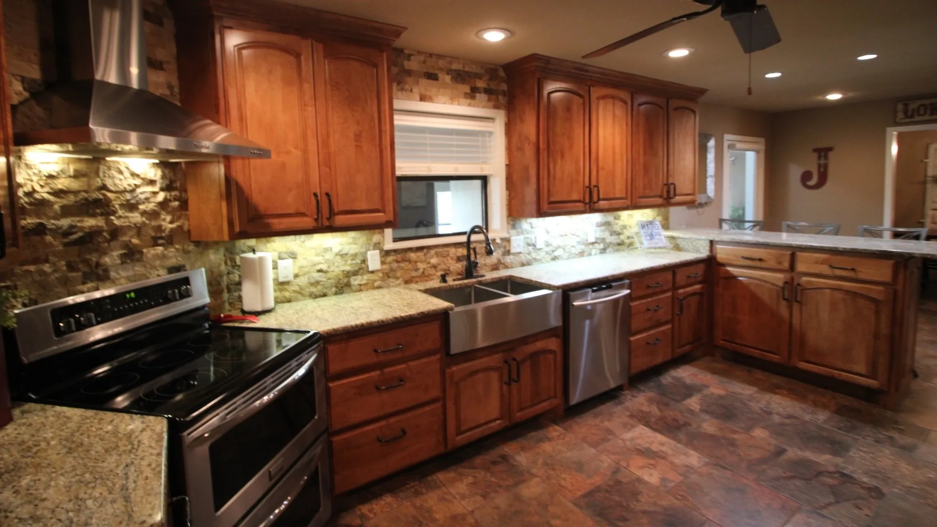 Farm For Sale in Taylor County , 502 County Road 194, Ovalo, Texas 79541, 4 Bedroom, 3 Bathroom, 2 Garage spaces, 2,467 Sqft, built in 1984, mls#21043559, Real Estate Agent in Ovalo, Homes For Sale in Taylor county, Homes For Sale in Ovalo, Realtor in Ovalo Texas, Real Estate Brokerage Independent Realty Texas, Luminita Cordes Realtor