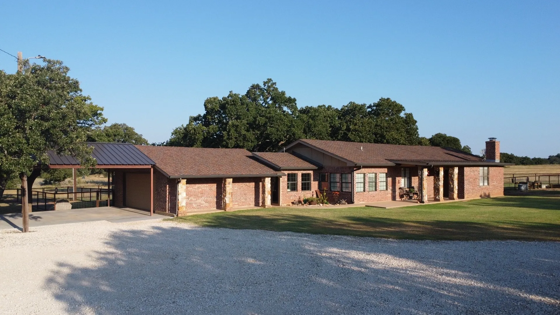 Farm For Sale in Taylor County , 502 County Road 194, Ovalo, Texas 79541, 4 Bedroom, 3 Bathroom, 2 Garage spaces, 2,467 Sqft, built in 1984, mls#21043559, Real Estate Agent in Ovalo, Homes For Sale in Taylor county, Homes For Sale in Ovalo, Realtor in Ovalo Texas, Real Estate Brokerage Independent Realty Texas, Luminita Cordes Realtor