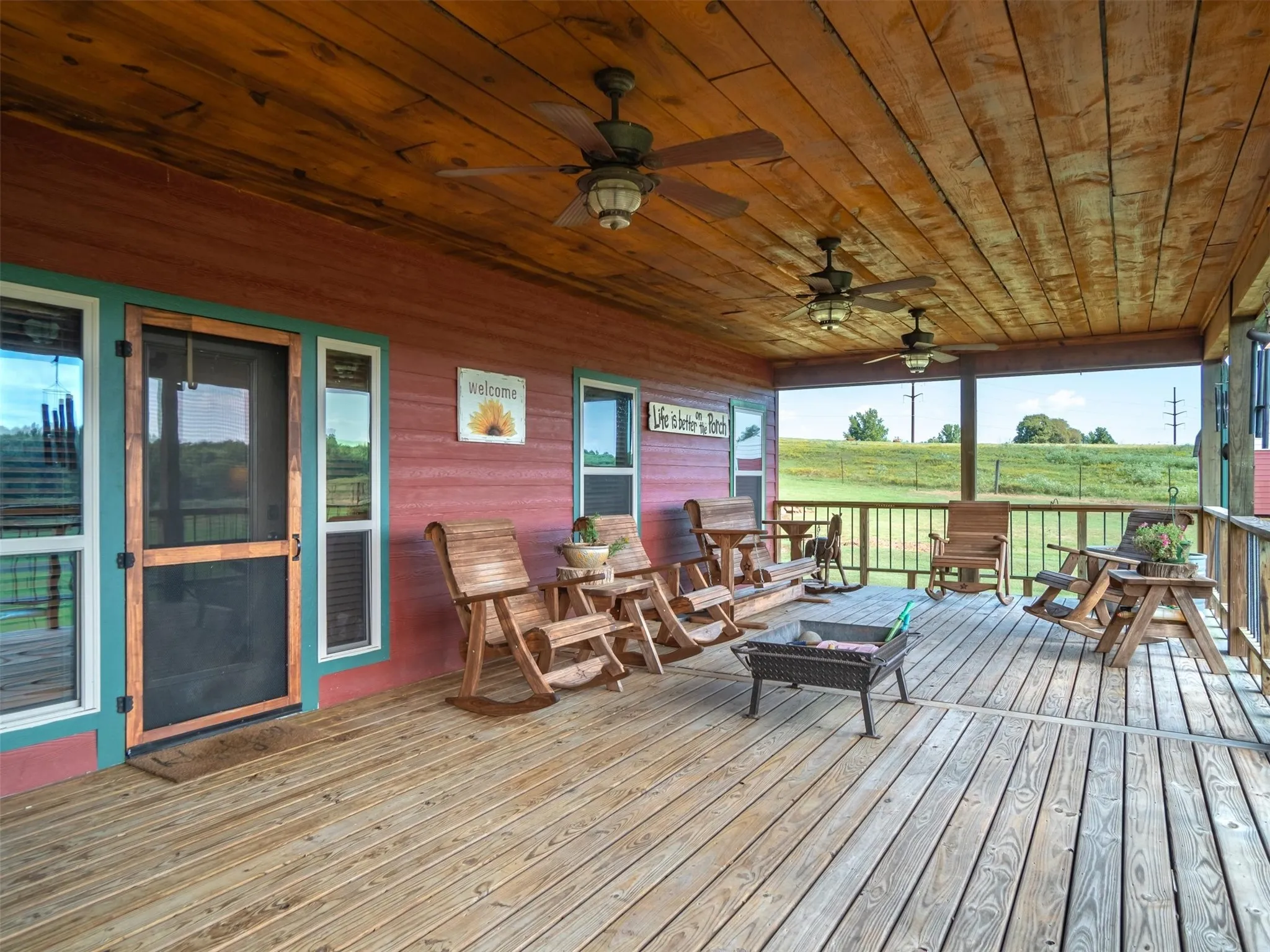 Farm For Sale in Wood County , 5282 N State Hwy 37, Winnsboro, Texas 75494, 4 Bedroom, 3 Bathroom, 2 Garage spaces, 2,700 Sqft, built in 2018, mls#21043706, Real Estate Agent in Winnsboro, Homes For Sale in Wood county, Homes For Sale in Winnsboro, Realtor in Winnsboro Texas, Real Estate Brokerage Independent Realty Texas, Luminita Cordes Realtor