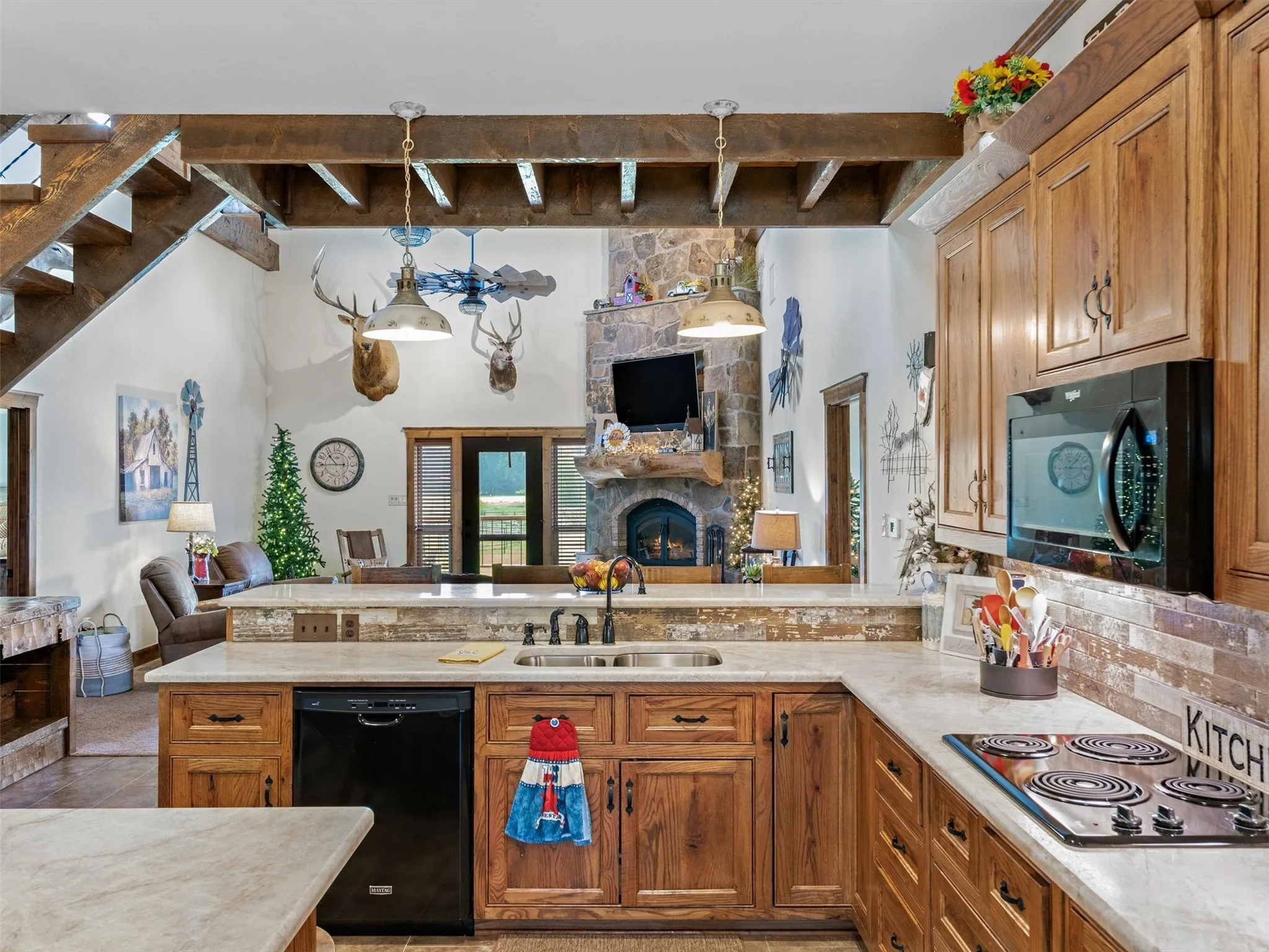 Farm For Sale in Wood County , 5282 N State Hwy 37, Winnsboro, Texas 75494, 4 Bedroom, 3 Bathroom, 2 Garage spaces, 2,700 Sqft, built in 2018, mls#21043706, Real Estate Agent in Winnsboro, Homes For Sale in Wood county, Homes For Sale in Winnsboro, Realtor in Winnsboro Texas, Real Estate Brokerage Independent Realty Texas, Luminita Cordes Realtor