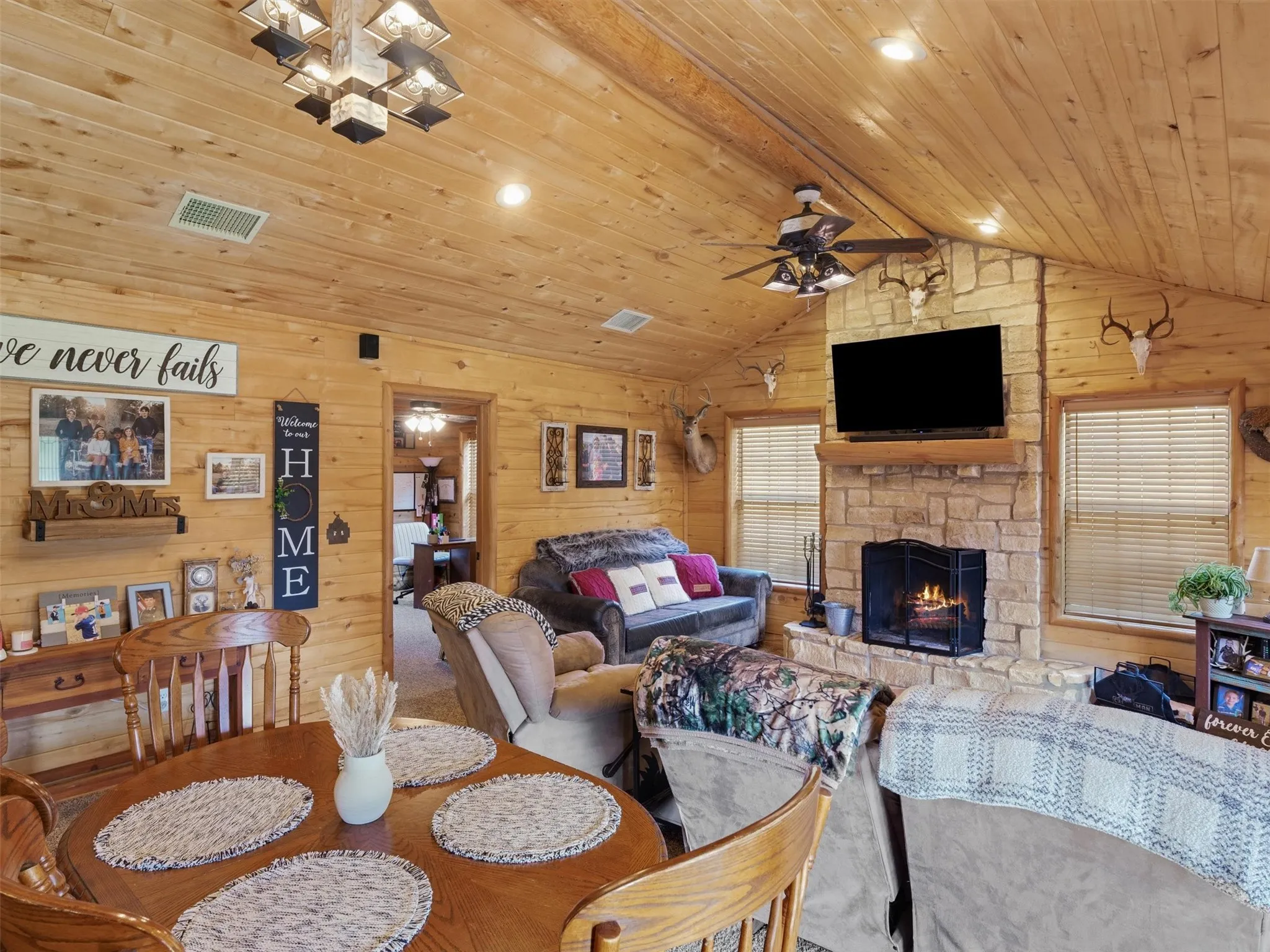 Farm For Sale in Wood County , 5282 N State Hwy 37, Winnsboro, Texas 75494, 4 Bedroom, 3 Bathroom, 2 Garage spaces, 2,700 Sqft, built in 2018, mls#21043706, Real Estate Agent in Winnsboro, Homes For Sale in Wood county, Homes For Sale in Winnsboro, Realtor in Winnsboro Texas, Real Estate Brokerage Independent Realty Texas, Luminita Cordes Realtor