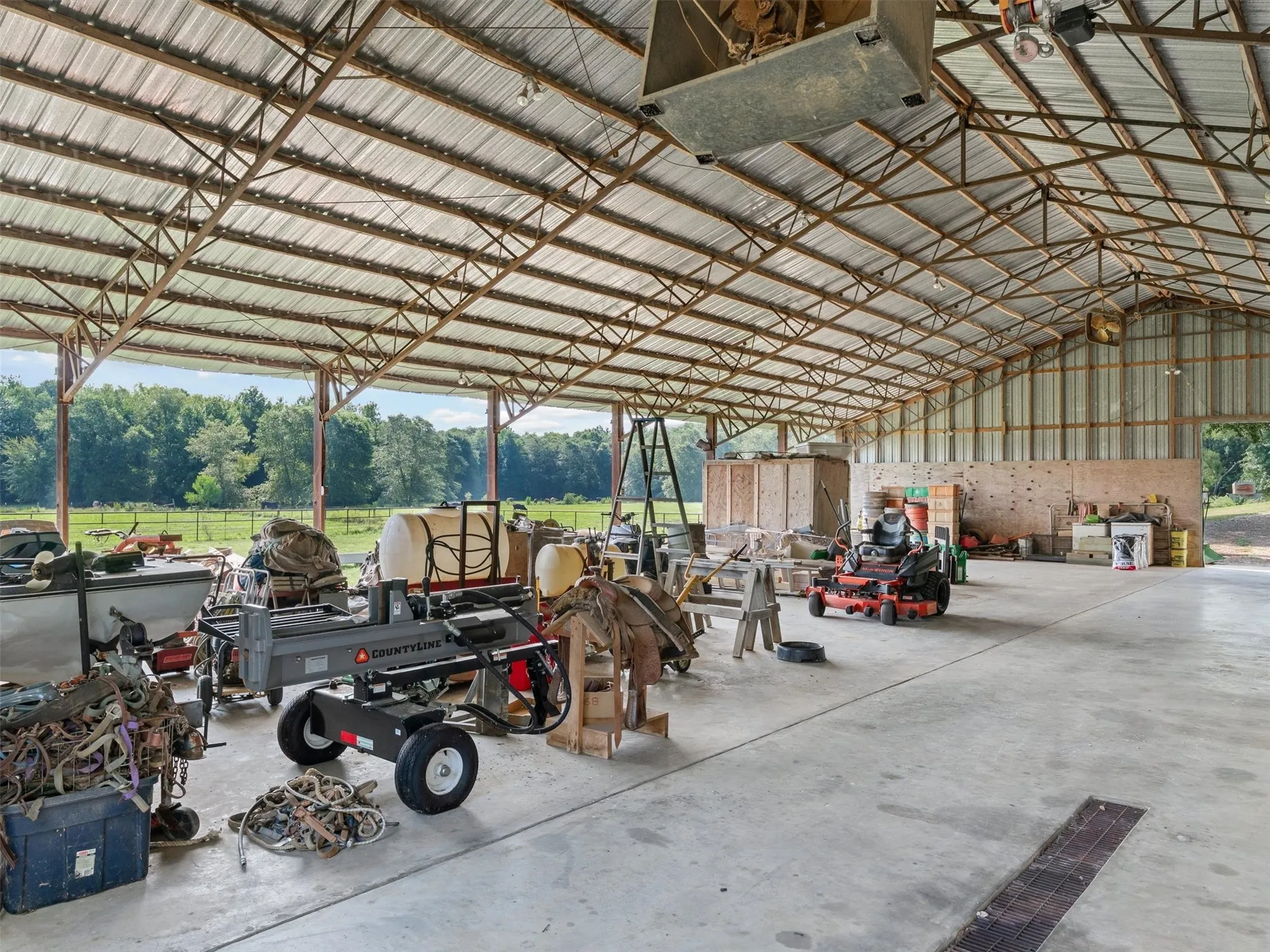 Farm For Sale in Wood County , 5282 N State Hwy 37, Winnsboro, Texas 75494, 4 Bedroom, 3 Bathroom, 2 Garage spaces, 2,700 Sqft, built in 2018, mls#21043706, Real Estate Agent in Winnsboro, Homes For Sale in Wood county, Homes For Sale in Winnsboro, Realtor in Winnsboro Texas, Real Estate Brokerage Independent Realty Texas, Luminita Cordes Realtor