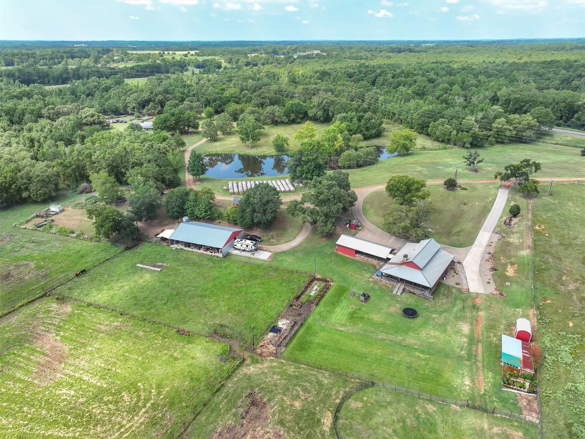 Farm For Sale in Wood County , 5282 N State Hwy 37, Winnsboro, Texas 75494, 4 Bedroom, 3 Bathroom, 2 Garage spaces, 2,700 Sqft, built in 2018, mls#21043706, Real Estate Agent in Winnsboro, Homes For Sale in Wood county, Homes For Sale in Winnsboro, Realtor in Winnsboro Texas, Real Estate Brokerage Independent Realty Texas, Luminita Cordes Realtor