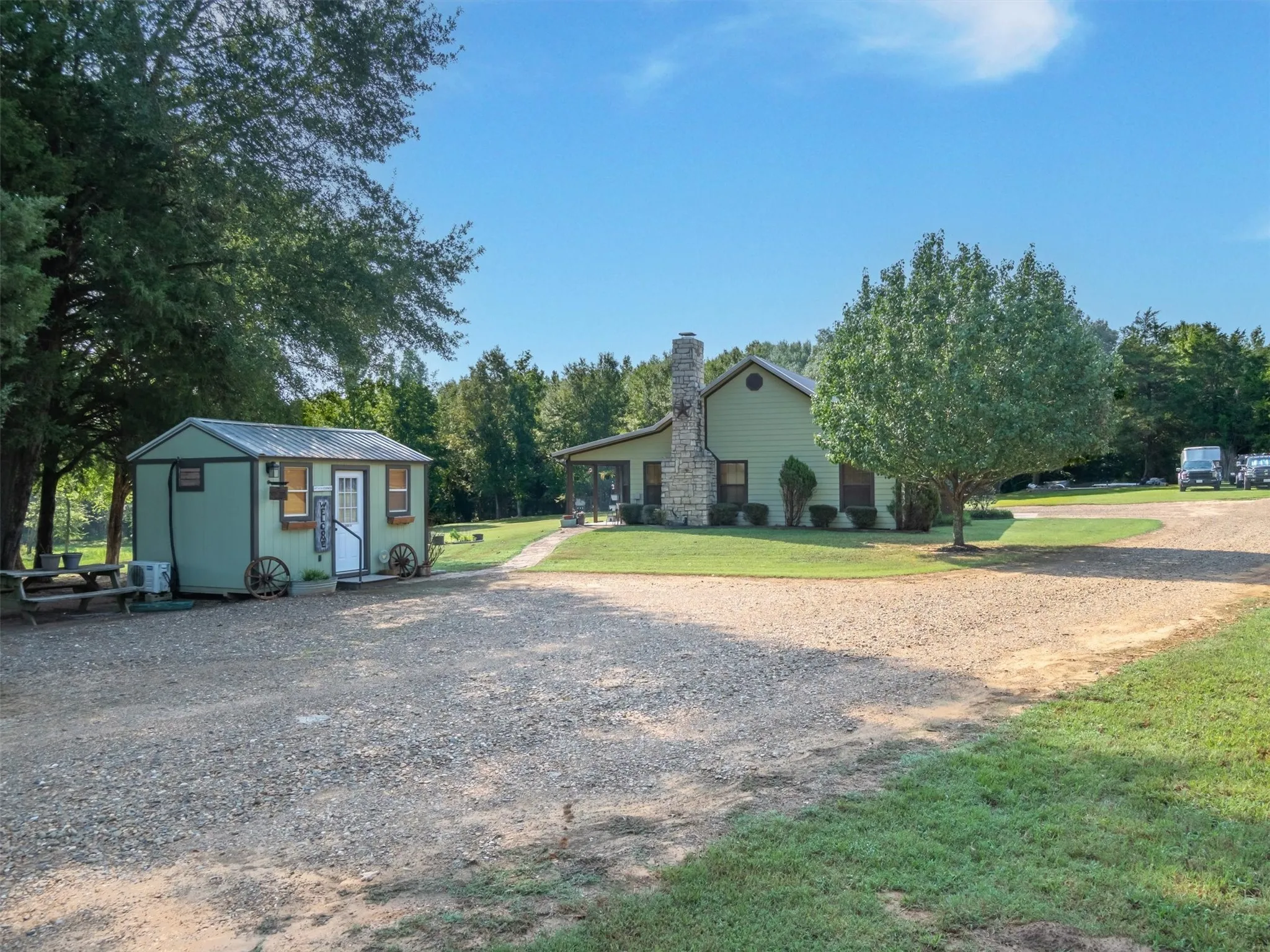 Farm For Sale in Wood County , 5282 N State Hwy 37, Winnsboro, Texas 75494, 4 Bedroom, 3 Bathroom, 2 Garage spaces, 2,700 Sqft, built in 2018, mls#21043706, Real Estate Agent in Winnsboro, Homes For Sale in Wood county, Homes For Sale in Winnsboro, Realtor in Winnsboro Texas, Real Estate Brokerage Independent Realty Texas, Luminita Cordes Realtor