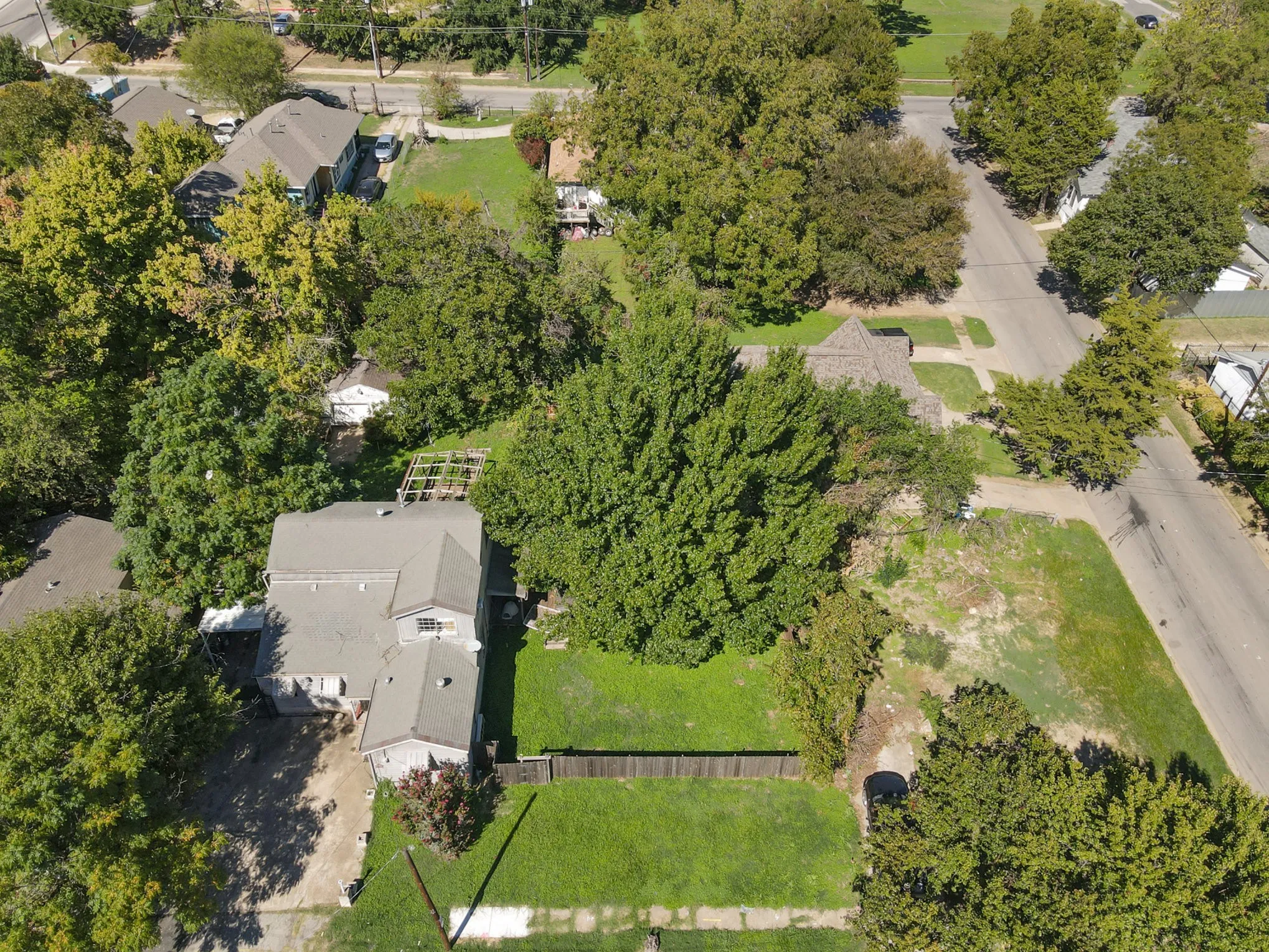Unimproved Land For Sale in Dallas County , 819 Viola Street, Dallas, Texas 75203, 0, 0, Garage spaces, 0 Sqft, built in 0, mls#21043845, Real Estate Agent in Dallas, Homes For Sale in Dallas county, Homes For Sale in Dallas, Realtor in Dallas Texas, Real Estate Brokerage Independent Realty Texas, Luminita Cordes Realtor