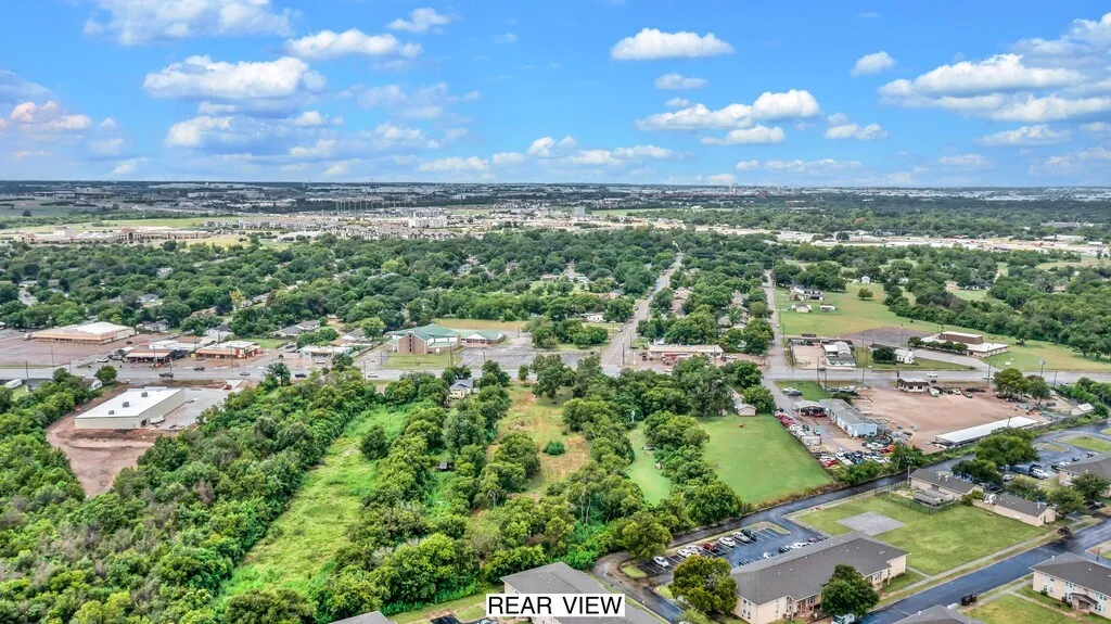 Bird's eye view of a tree filled landscape