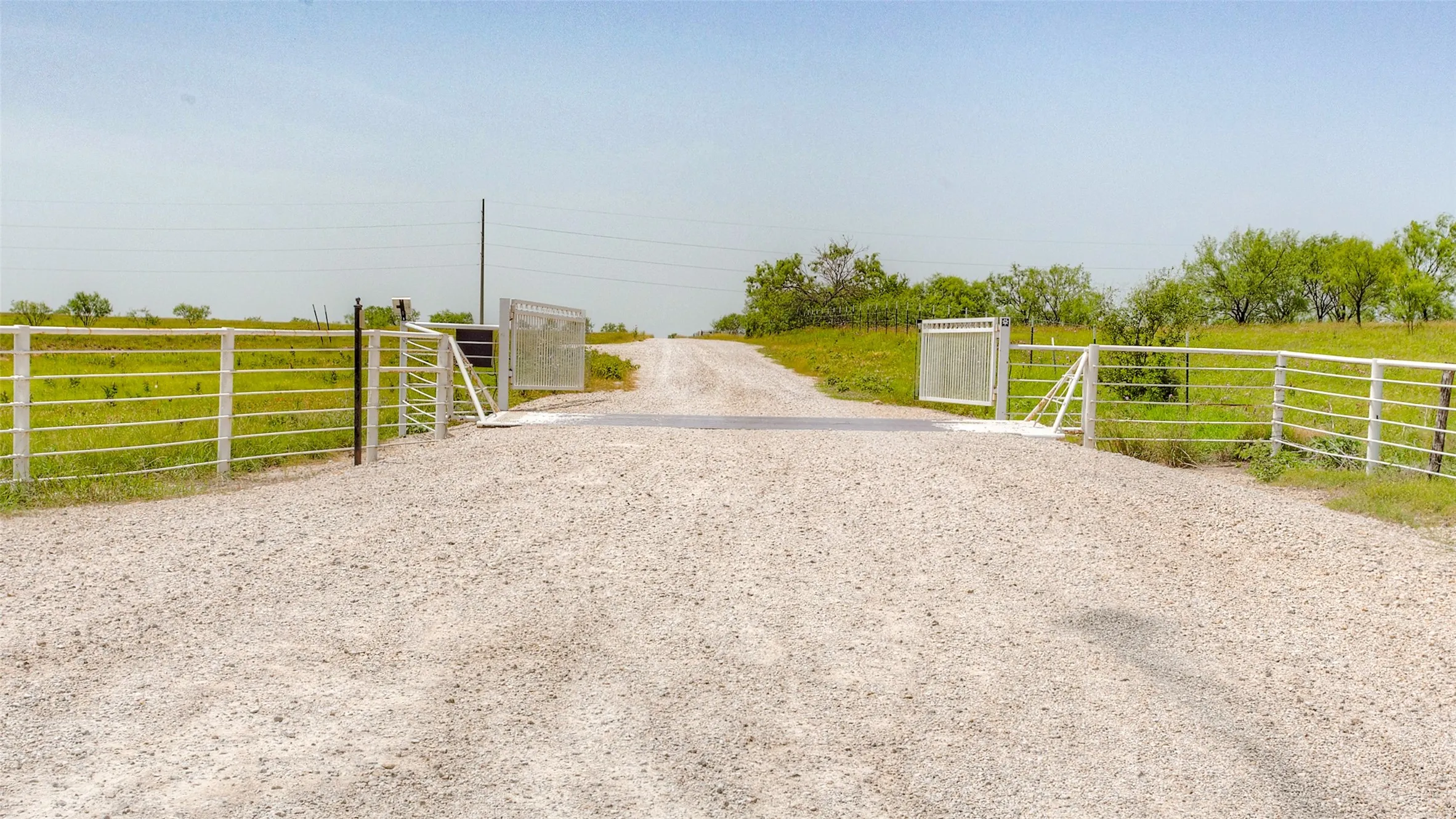 Unimproved Land For Sale in Wise County , 279 Private Road 4512, Decatur, Texas 76234, 0, 0, Garage spaces, 0 Sqft, built in 1970, mls#21029465, Real Estate Agent in Decatur, Homes For Sale in Wise county, Homes For Sale in Decatur, Realtor in Decatur Texas, Real Estate Brokerage Independent Realty Texas, Luminita Cordes Realtor