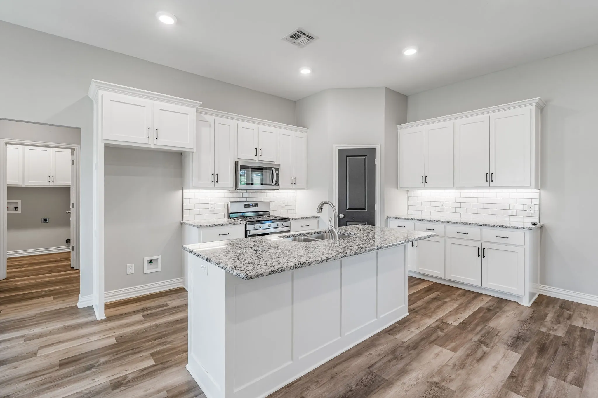Single Family Residence For Sale in Wichita County , 1501 Johnson Road A, Iowa Park, Texas 76367, 3 Bedrooms, 2 Bathrooms, 2 Garage spaces, 1,587 Sqft, built in 2021, Price $270,000, mls#21045297, Real Estate Agent in Iowa Park, Homes For Sale in Wichita county, Homes For Sale in Iowa Park, Realtor in Iowa Park Texas, Real Estate Brokerage Independent Realty Texas, Luminita Cordes Realtor