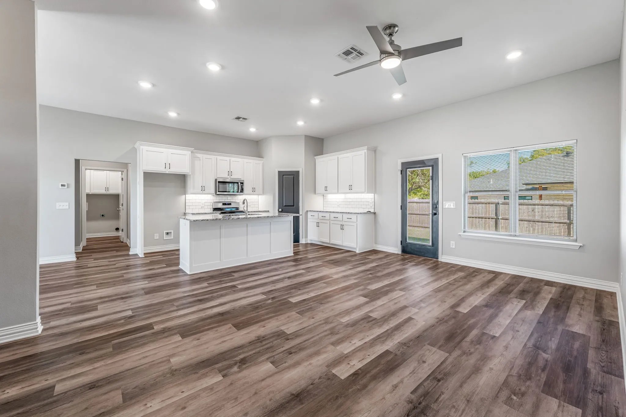 Single Family Residence For Sale in Wichita County , 1501 Johnson Road A, Iowa Park, Texas 76367, 3 Bedrooms, 2 Bathrooms, 2 Garage spaces, 1,587 Sqft, built in 2021, Price $270,000, mls#21045297, Real Estate Agent in Iowa Park, Homes For Sale in Wichita county, Homes For Sale in Iowa Park, Realtor in Iowa Park Texas, Real Estate Brokerage Independent Realty Texas, Luminita Cordes Realtor