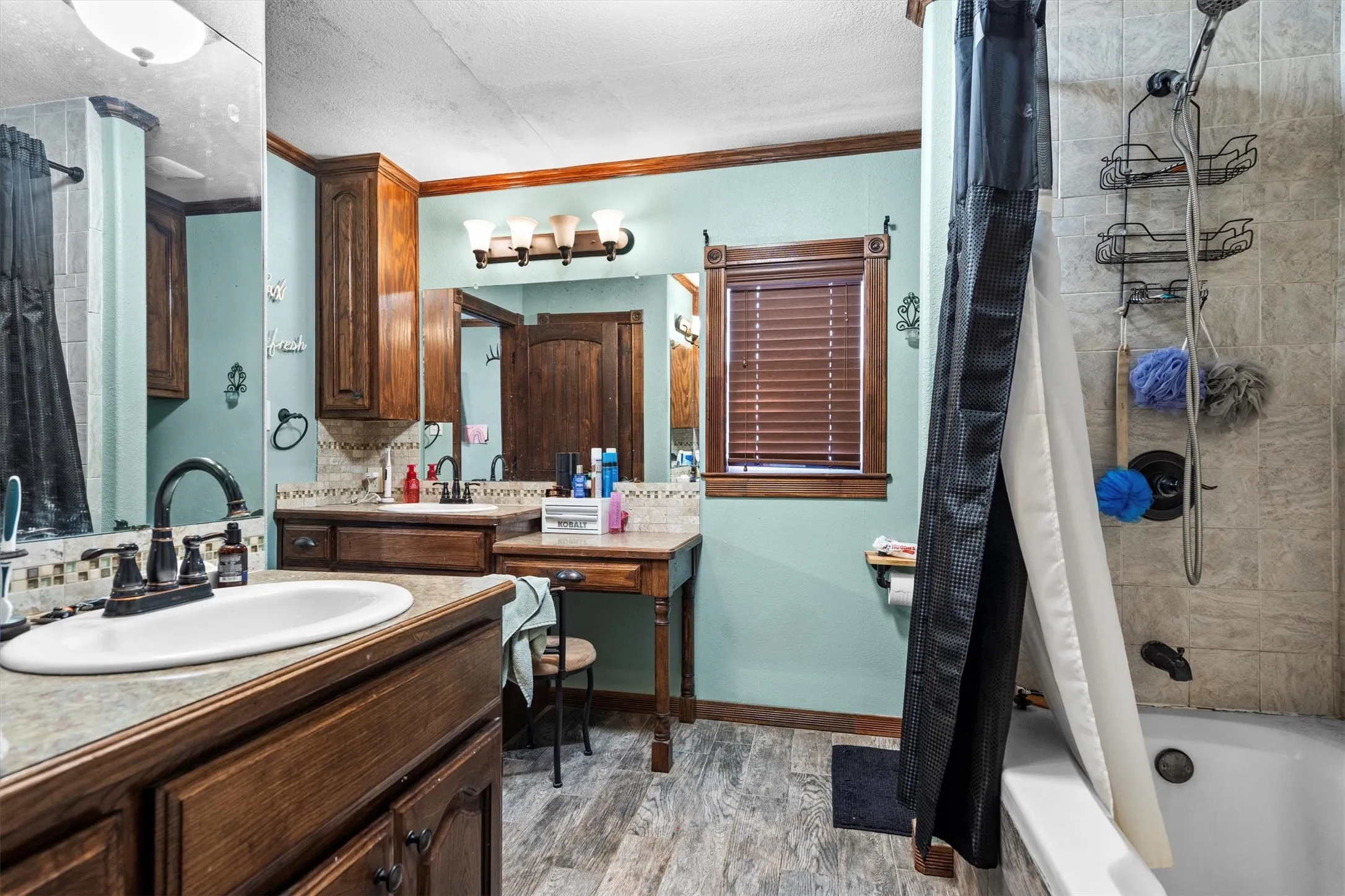 Single Family Residence For Sale in Grayson County , 801 E Main Street, Tioga, Texas 76271, 4 Bedrooms, 2 Bathrooms, 1 Garage spaces, 2,142 Sqft, built in 1945, Preowned, Price $249,000, mls#21038913, Real Estate Agent in Tioga, Homes For Sale in Grayson county, Homes For Sale in Tioga, Realtor in Tioga Texas, Real Estate Brokerage Independent Realty Texas, Luminita Cordes Realtor