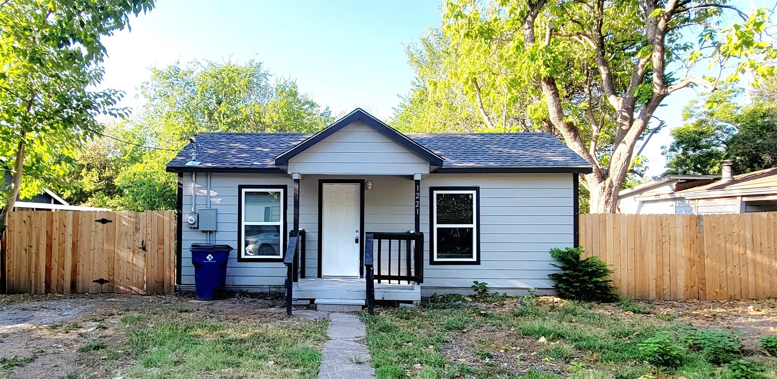 For Sale in Hunt County , 17 SFR Portfolio Package Street, Greenville, Texas 75401, 47 Bedroom, 21 Bathroom, Garage spaces, 18,344 Sqft, built in 1968, Preowned, mls#21042853, Real Estate Agent in Greenville, Homes For Sale in Hunt county, Homes For Sale in Greenville, Realtor in Greenville Texas, Real Estate Brokerage Independent Realty Texas, Luminita Cordes Realtor
