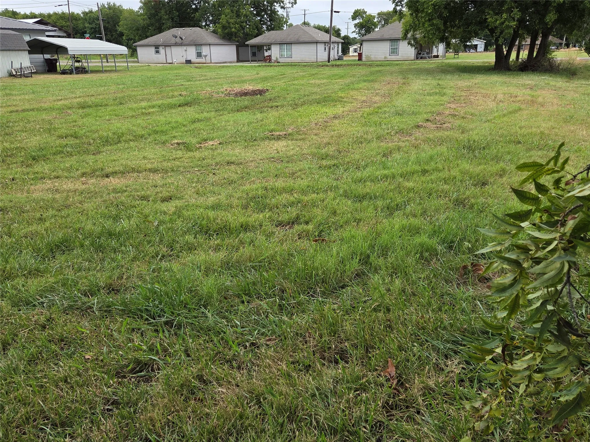 Improved Land For Sale in Fannin County , 901 S 13th, Honey Grove, Texas 75446, 0, 0, Garage spaces, 0 Sqft, built in 0, mls#21046139, Real Estate Agent in Honey Grove, Homes For Sale in Fannin county, Homes For Sale in Honey Grove, Realtor in Honey Grove Texas, Real Estate Brokerage Independent Realty Texas, Luminita Cordes Realtor
