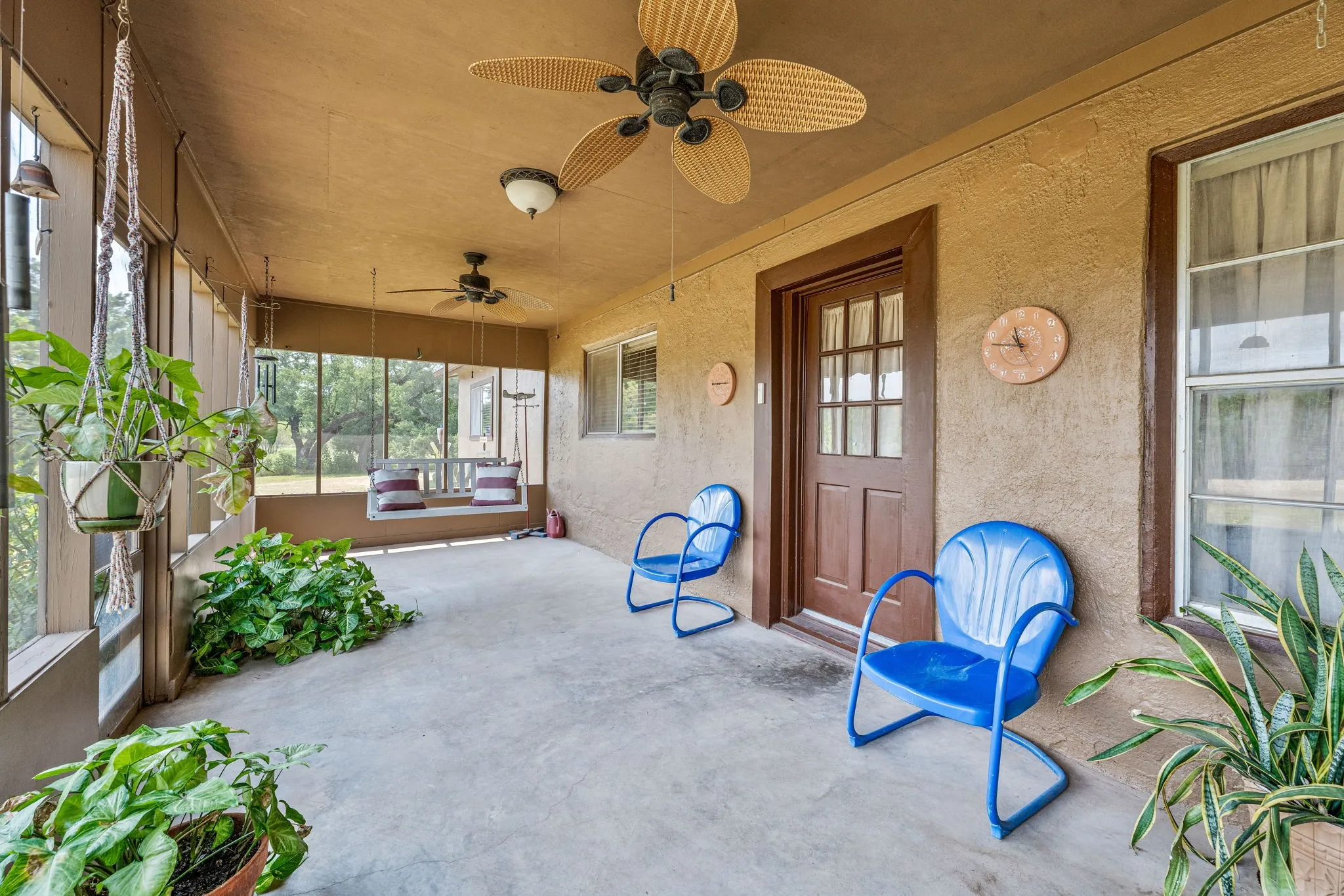Single Family Residence For Sale in Bosque County , 15061 Highway 6, Iredell, Texas 76649, 4 Bedroom, 2 Bathroom, 3 Garage spaces, 2,156 Sqft, built in 1945, Preowned, Price $385,900, mls#21043073, Real Estate Agent in Iredell, Homes For Sale in Bosque county, Homes For Sale in Iredell, Realtor in Iredell Texas, Real Estate Brokerage Independent Realty Texas, Luminita Cordes Realtor