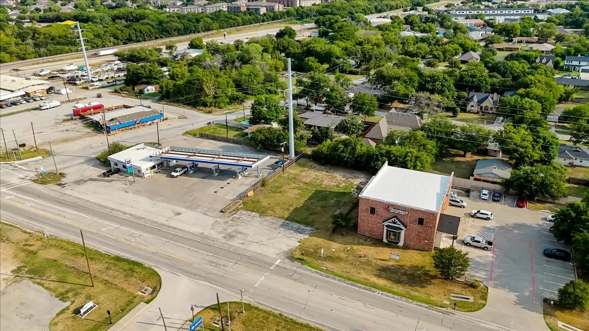 Unimproved Land For Sale in Denton County , 205 E Byron Nelson Boulevard, Roanoke, Texas 76262, 0, 0, Garage spaces, 0 Sqft, built in 0, mls#21045783, Real Estate Agent in Roanoke, Homes For Sale in Denton county, Homes For Sale in Roanoke, Realtor in Roanoke Texas, Real Estate Brokerage Independent Realty Texas, Luminita Cordes Realtor
