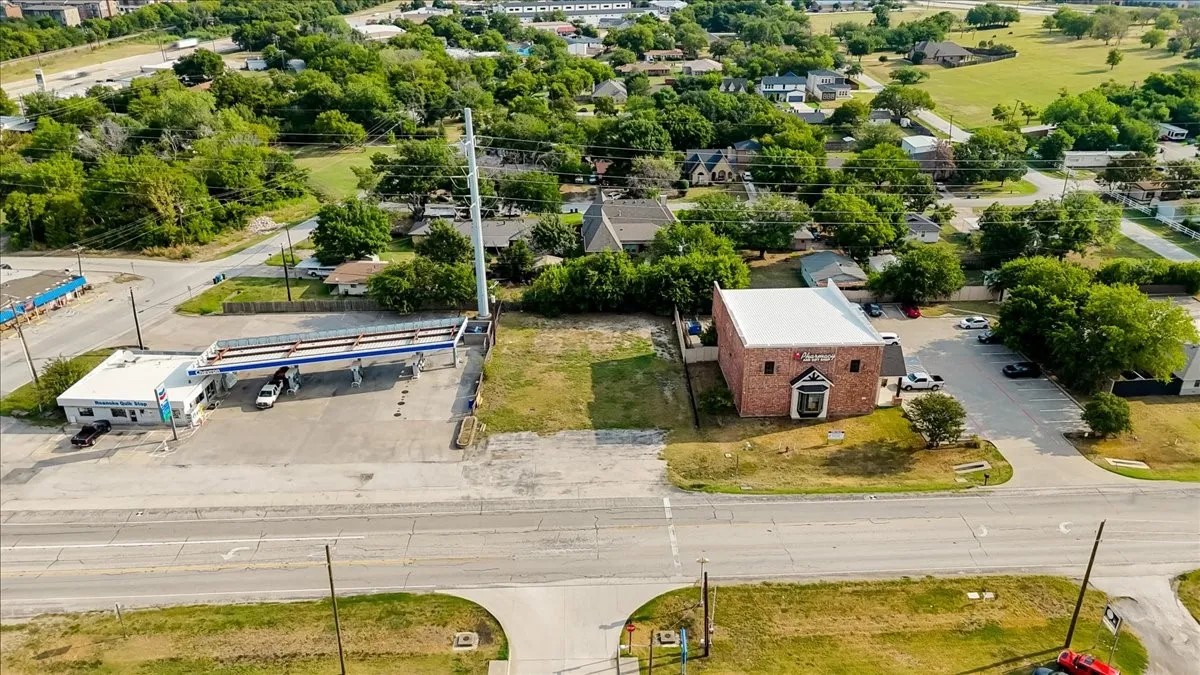 Unimproved Land For Sale in Denton County , 205 E Byron Nelson Boulevard, Roanoke, Texas 76262, 0, 0, Garage spaces, 0 Sqft, built in 0, mls#21045783, Real Estate Agent in Roanoke, Homes For Sale in Denton county, Homes For Sale in Roanoke, Realtor in Roanoke Texas, Real Estate Brokerage Independent Realty Texas, Luminita Cordes Realtor