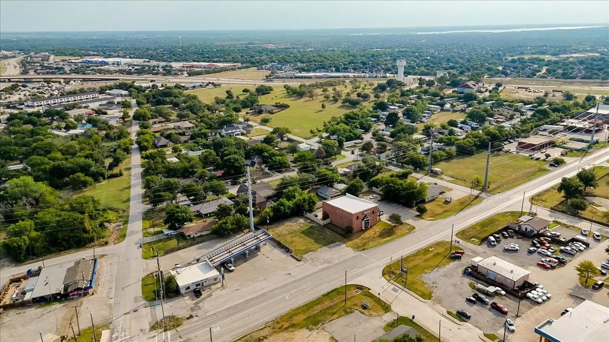 Unimproved Land For Sale in Denton County , 205 E Byron Nelson Boulevard, Roanoke, Texas 76262, 0, 0, Garage spaces, 0 Sqft, built in 0, mls#21045783, Real Estate Agent in Roanoke, Homes For Sale in Denton county, Homes For Sale in Roanoke, Realtor in Roanoke Texas, Real Estate Brokerage Independent Realty Texas, Luminita Cordes Realtor